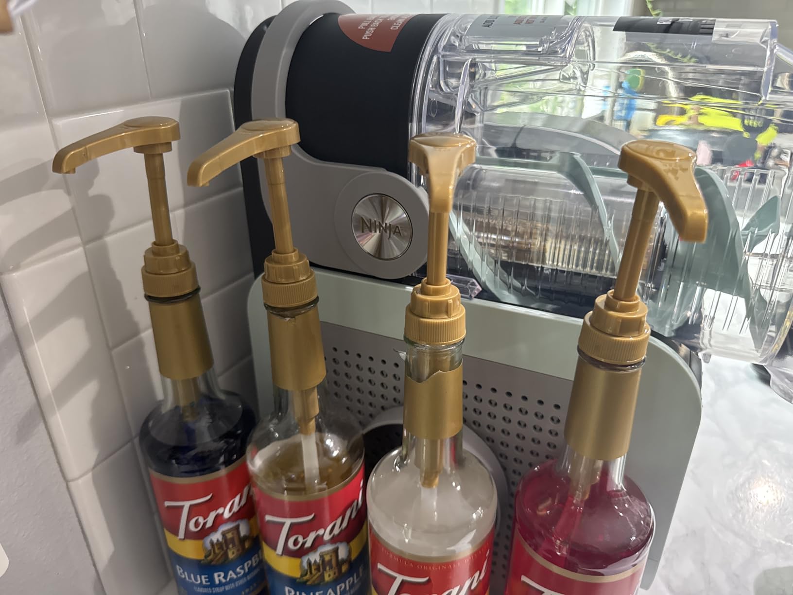 ALPENKOK 4 Pcs Coffee Syrup Pump, Compatible with Skinny, Torani, Davinci | Syrup Pump for 25.4 Oz (750ml) Glass Bottles; Dispenses 0.3 Oz; Coffee Bar Accessories & Dirty Soda Bar Supplies customer photo 2