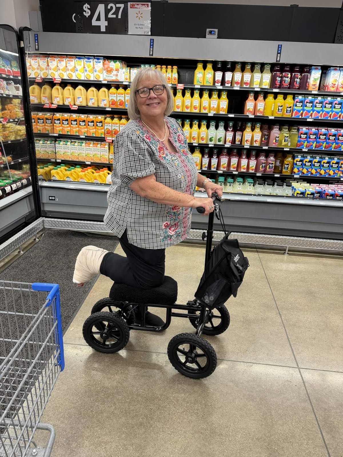 Vive Mobility All Terrain Knee Scooter Walker for Foot Injuries - Adult | Broken Leg Crutch Cart Roller for Surgery, Broken Foot, Ankle Injury - Kneeling Rolling Steerable Seated Wheel Scooter Aid customer photo 1