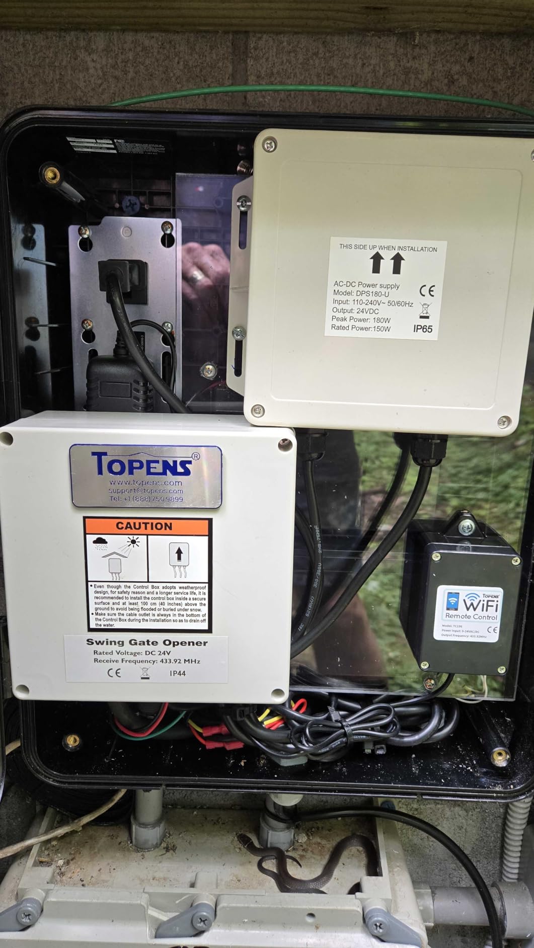 TOPENS PW802 Dual Swing Gate Opener Heavy Duty | Dual Swing Gates Up to 18ft OR 880lbs per Arm, AC Powered, Easy DIY, Remote Control Included customer photo 1