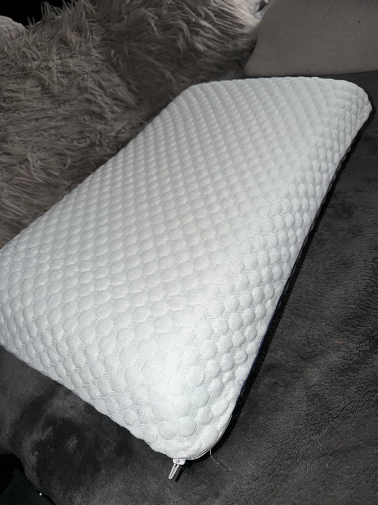 Weekender Cooling Gel Memory Foam Pillow for Sleeping - Queen Size, Ventilated Cooling Pillow for Side & Back Sleepers, Neck & Shoulder Support, Medium Firm, Washable Cover customer photo 1