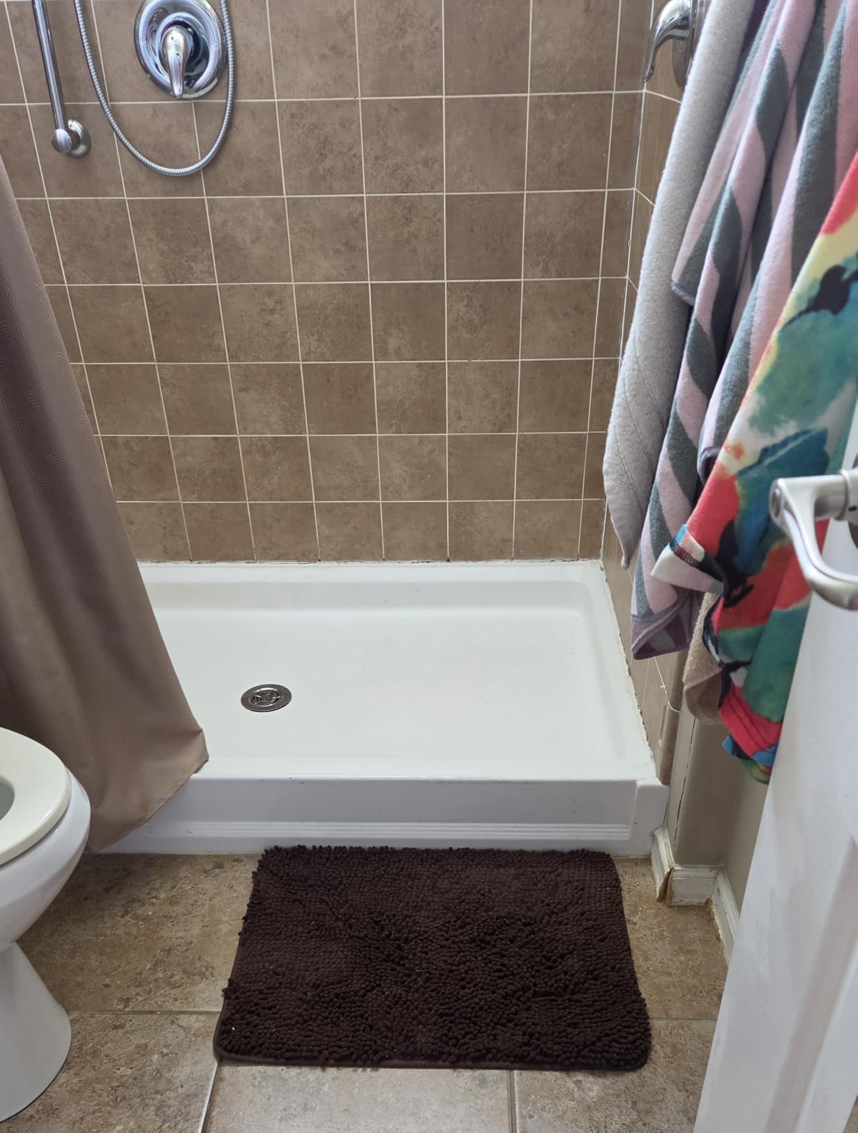 GORILLA GRIP Bath Rug Mat for Bathroom, Absorbent Chenille 24x17 Gray Beige customer photo 2