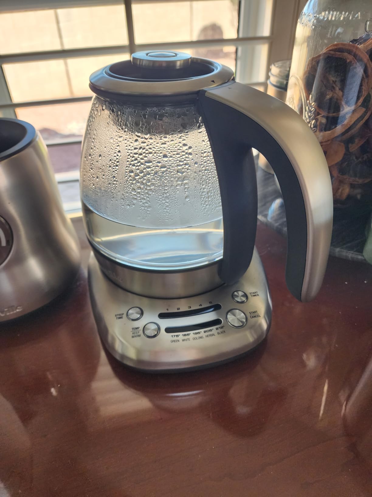 Breville BTM500CLR Smart Tea Infuser Compact, Brushed Stainless Steel | Brew loose leaf tea | 4 cup capacity customer photo 1