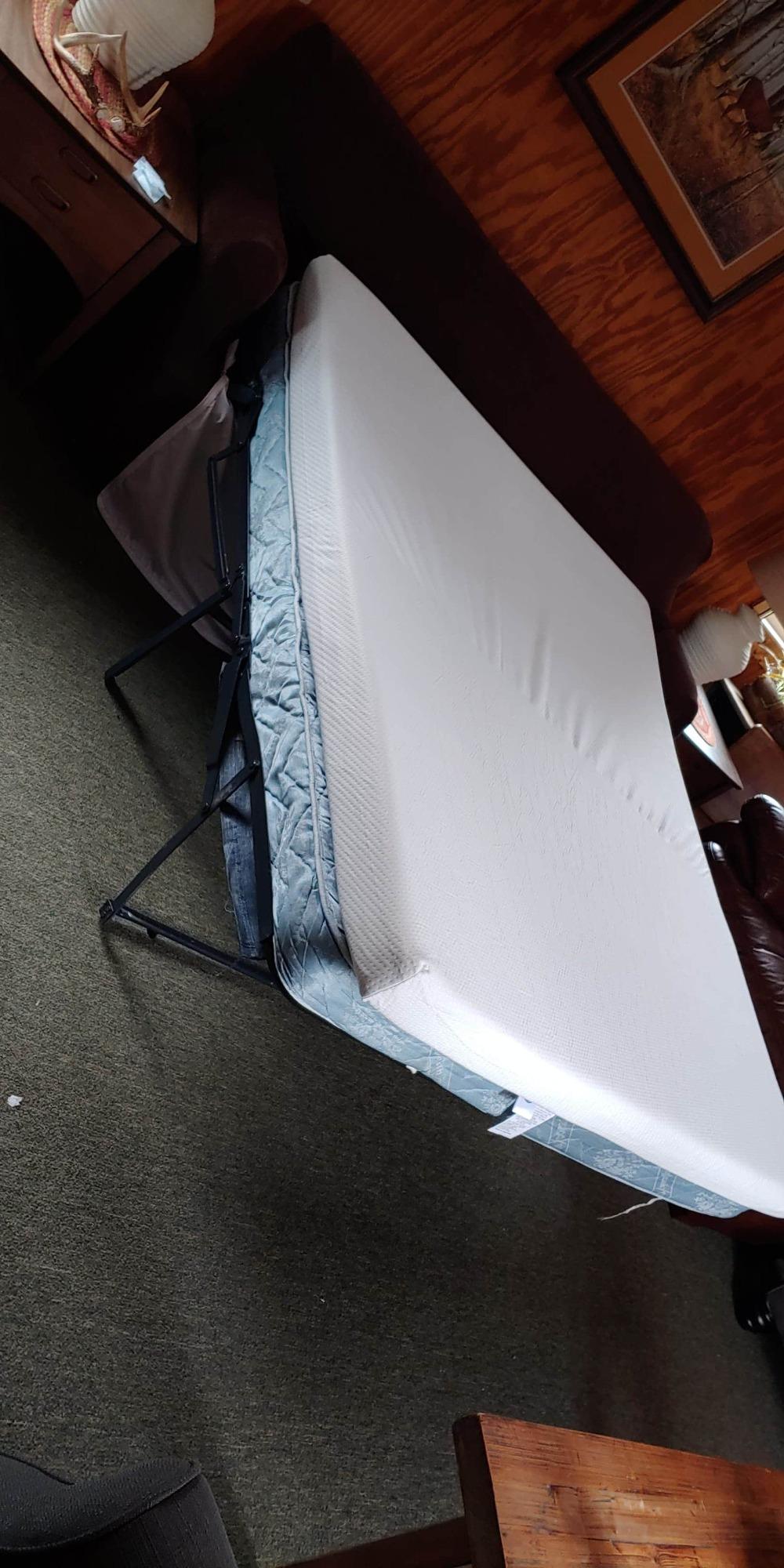 Milliard 4.5-Inch Memory Foam Sofa Bed Mattress Replacement, Queen Size, Pull Out Sofa Bed Queen Size, Sleeper Mattress & Couch Beds, Premium Comfort customer photo 2