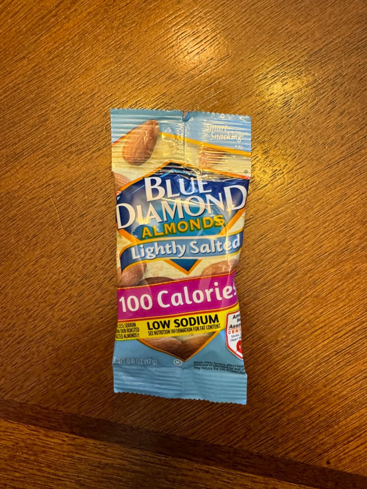 Blue Diamond Almonds Low Sodium Lightly Salted Snack Nuts, 100 Calorie Packs, 0.6 Ounce (Pack of 32) customer photo 1