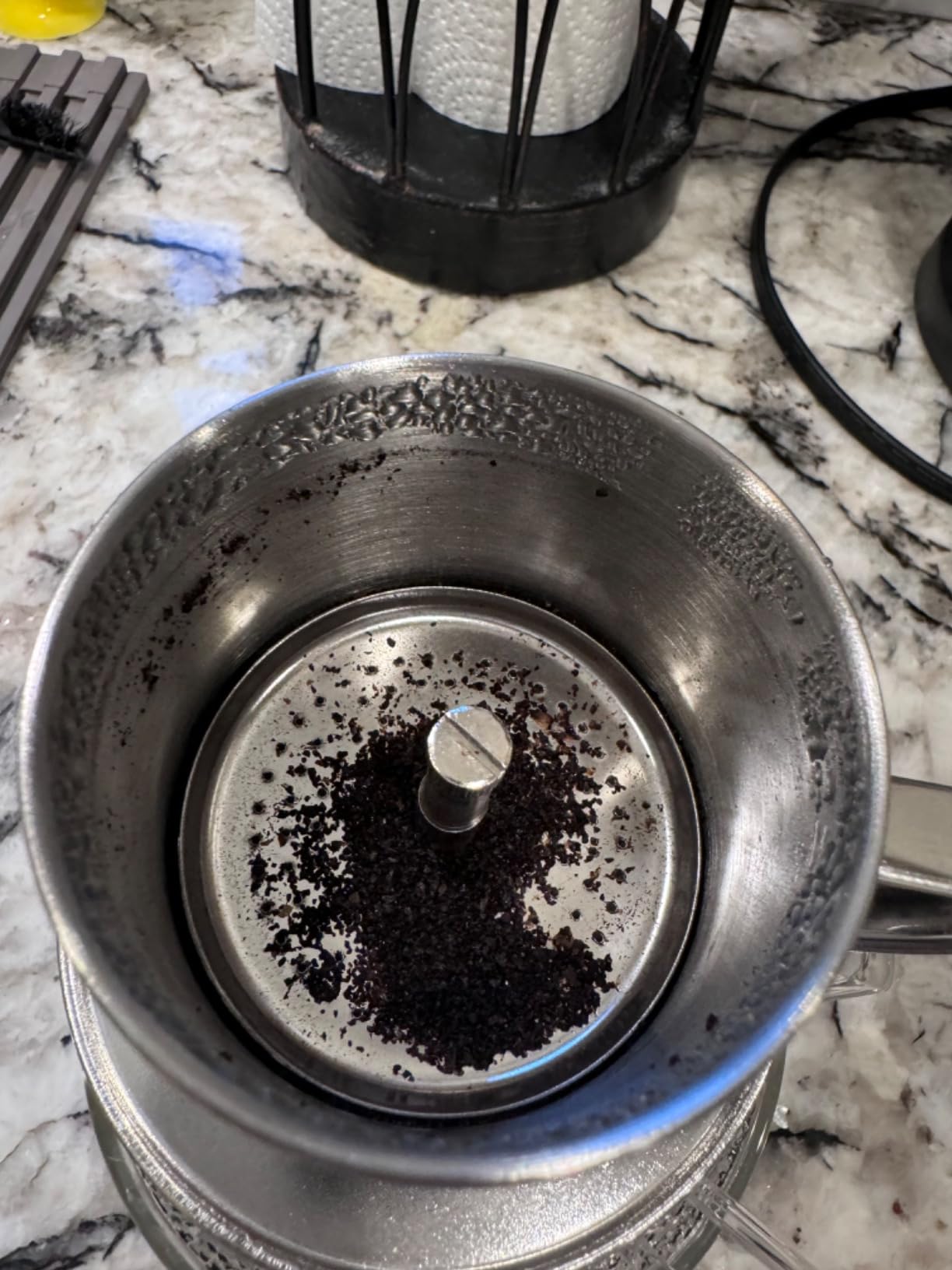 Vietnamese Coffee Filter Maker Press. Screw Down Phin Made in Vietnam. Authentic (1, Medium (8 oz)) customer photo 1