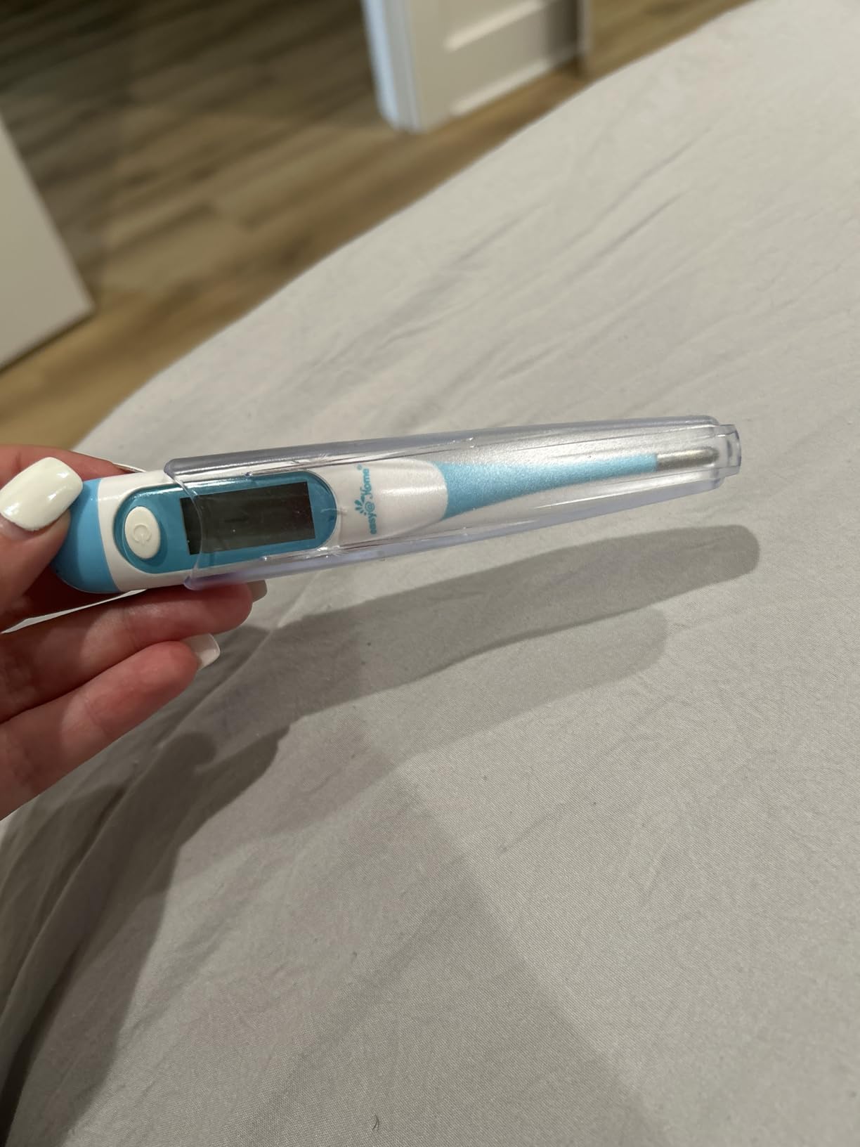 easy@Home Digital Basal Body Thermometer for Adults - Fertility Tracker | Precise 1/100th Degree Thermometer. Flexible Tip, Backlit LCD & 30 Memory. Auto Scan Premom App for Women customer photo 2
