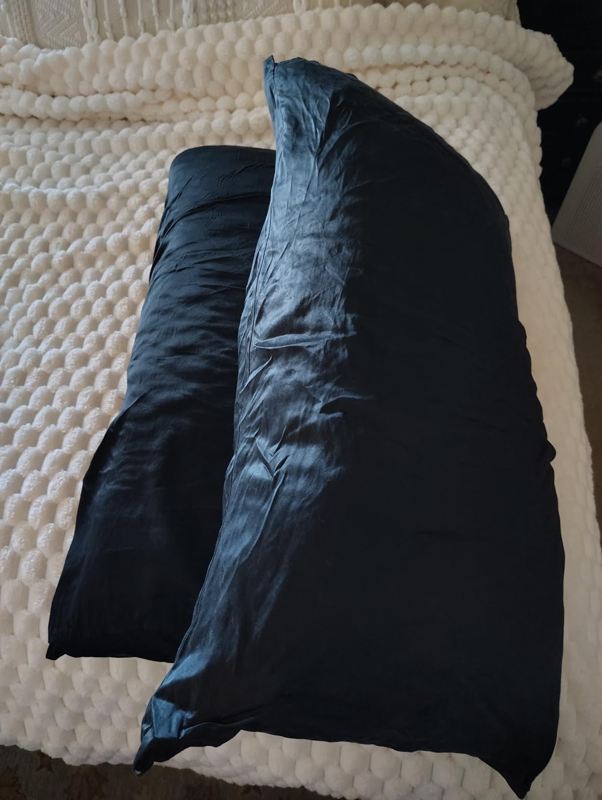 Fishers Finery 25mm 100% Pure Mulberry Silk Pillowcase, Good Housekeeping Winner (White, Standard) customer photo 1