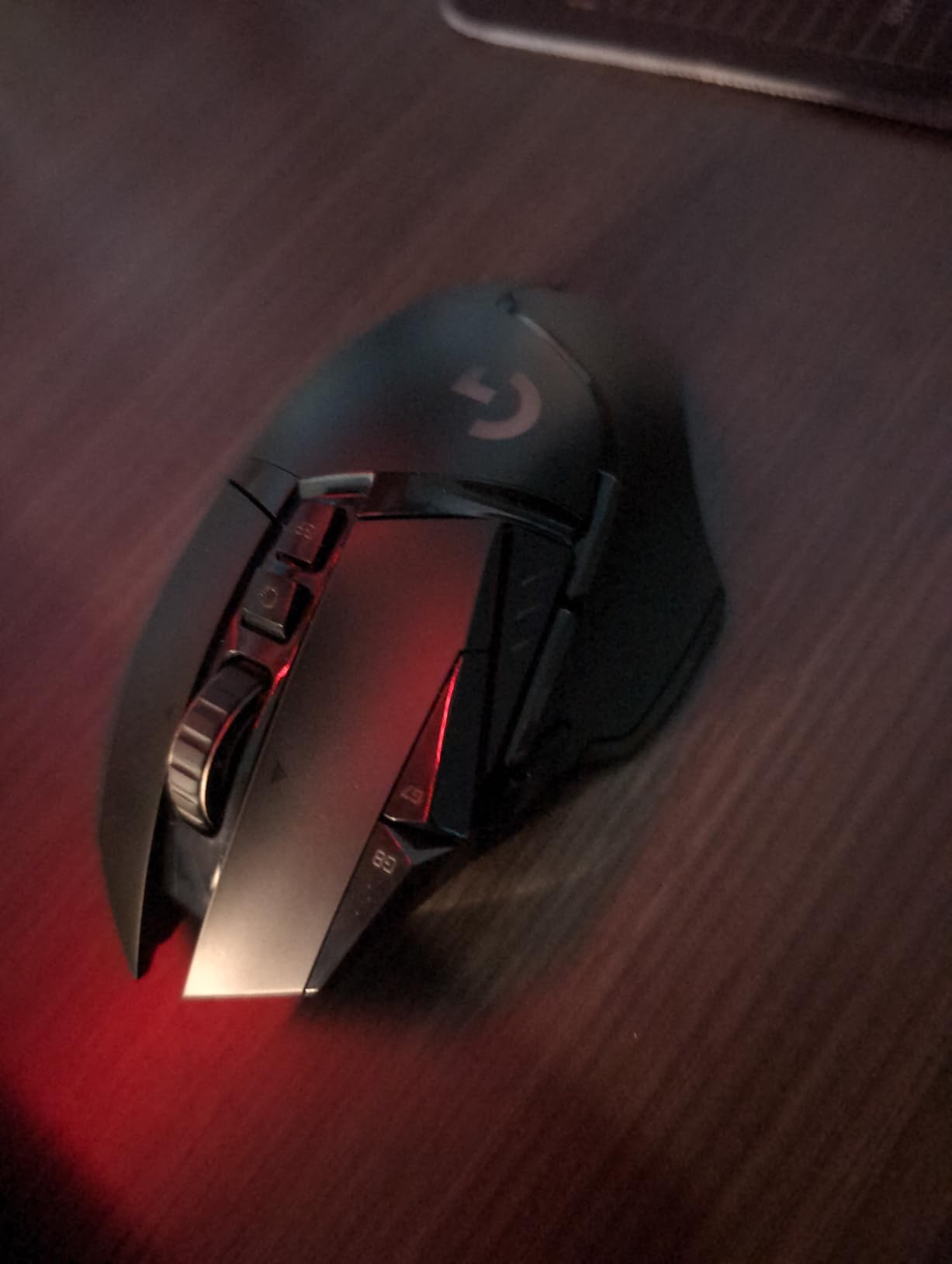 Logitech G502 Lightspeed Wireless Gaming Mouse - Black | RGB, Adjustable Weights, 11 Programmable Buttons, POWERPLAY Compatible customer photo 1
