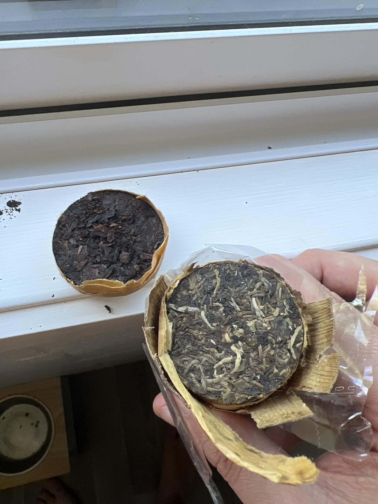 LWXLJMJZC Ripe Puerh Tea 24 Mini Cakes 96 Cups 200g Bamboo Tube | Yunnan shu pu erh tea loose leaf for daily drink, easily split, low caffeine, multiple brews, natural bamboo packaging. customer photo 1