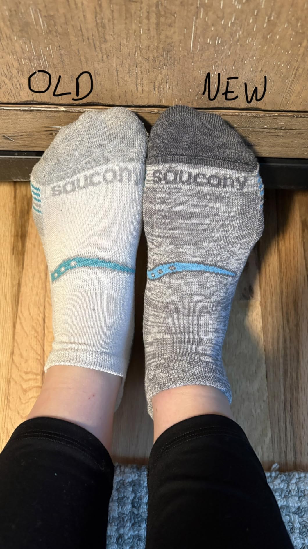 Saucony Women's RunDry Performance Heel Tab Athletic Socks, Available in S-L (8, 16, 24 Pairs) customer photo 1