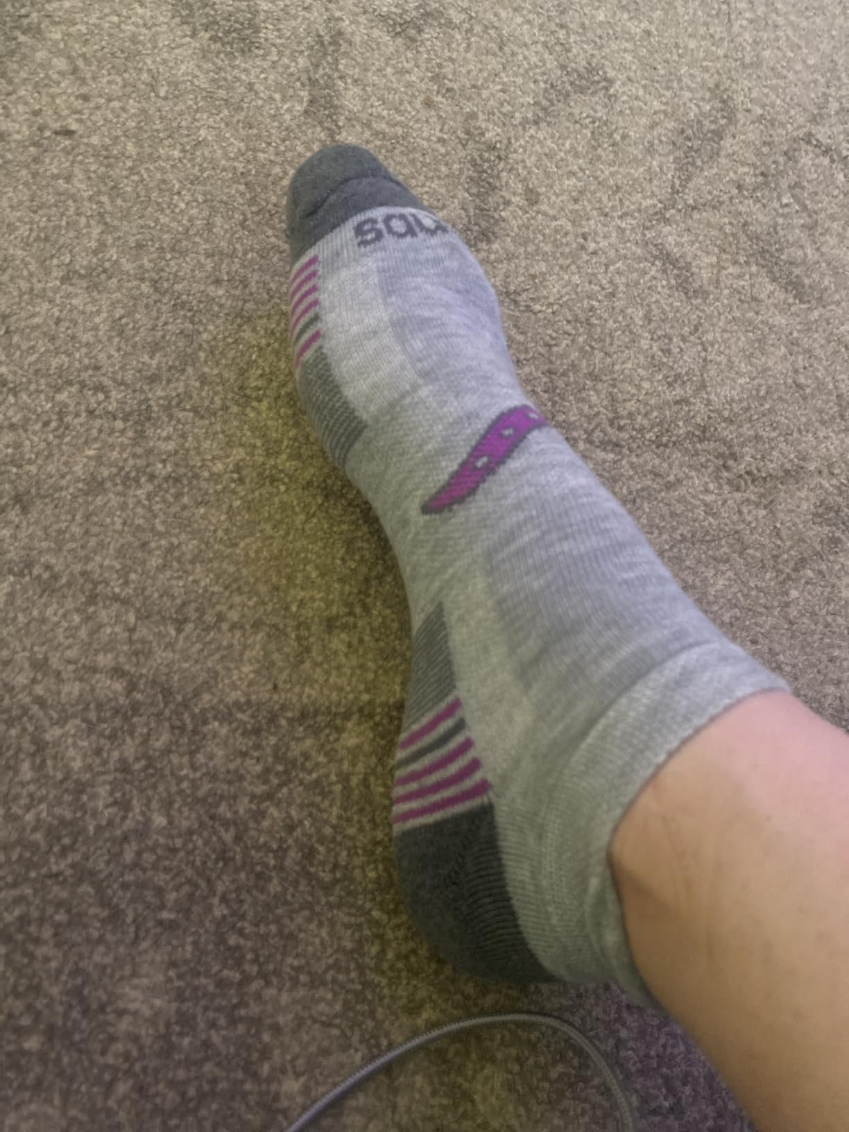 Saucony Women's RunDry Performance Heel Tab Athletic Socks, Available in S-L (8, 16, 24 Pairs) customer photo 2