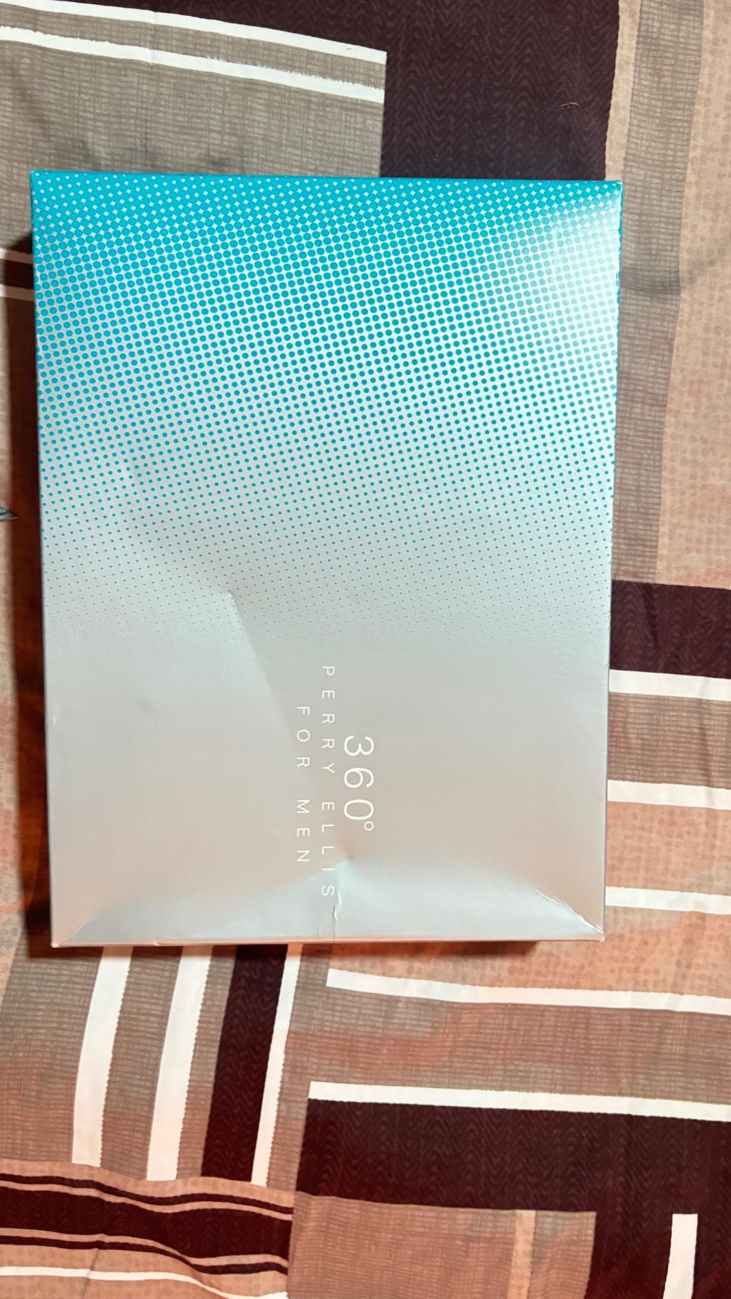 Perry Ellis 360 By Perry Ellis for Men - 4 Pc Gift Set 3.4oz Edt Spray, 6.8oz Deodorizing Body Spray, 3.0oz Shower Gel, 0.25oz Edt Spray, 4count customer photo 2