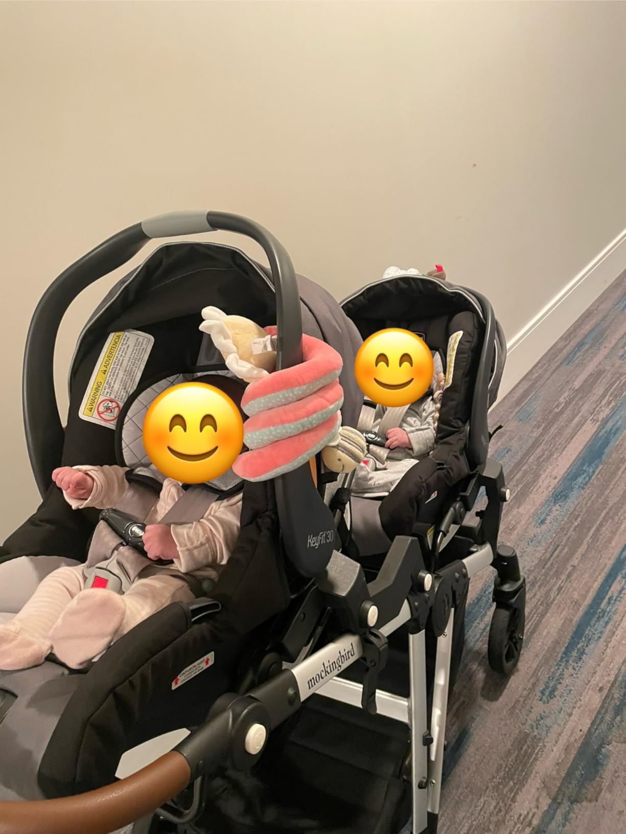 Chicco KeyFit Infant Car Seat and Base, Rear-Facing, 4-30 lbs | Encore color, infant car seat insert for newborns included, 5-point harness, Chicco stroller compatible, washable seat pad customer photo 1