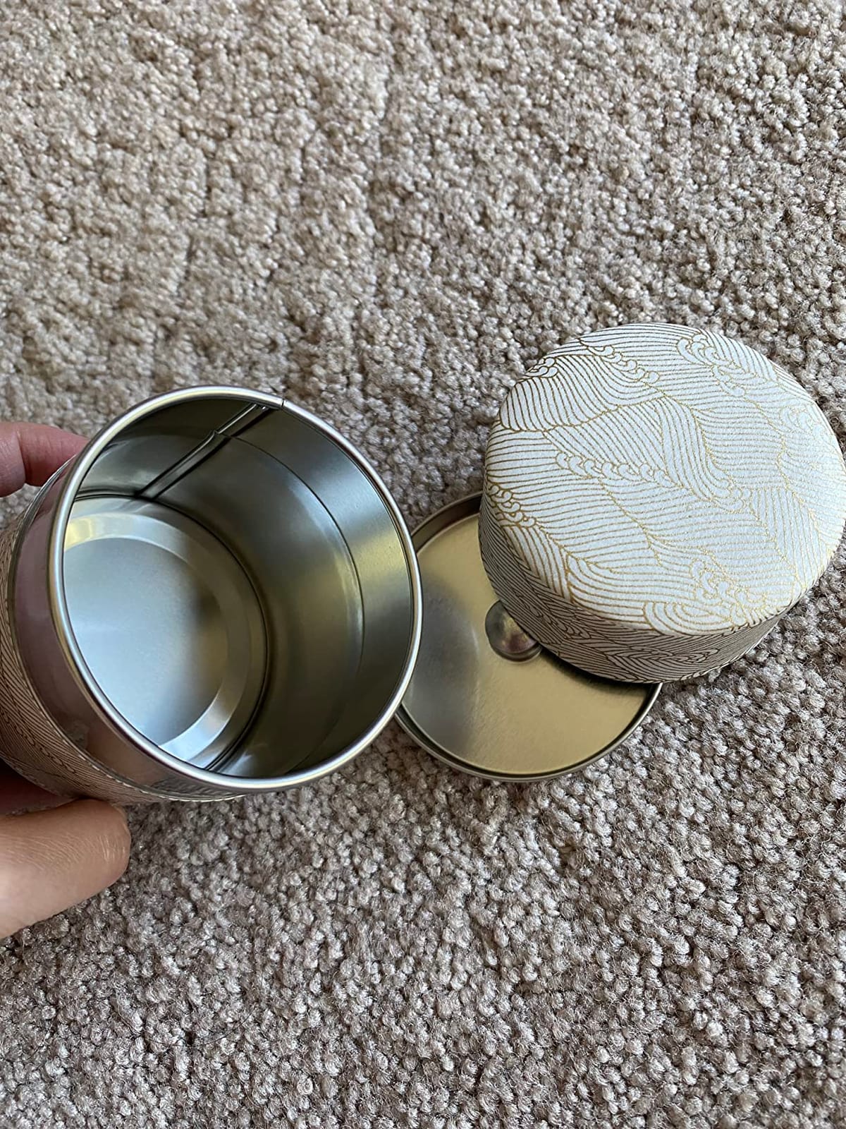 Yamako Pokkan a Japanese Tea Tin Canister, Air Tight, Double Lid, 200g Tea Capacity (Wave - Japanese Traditional Wave Pattern, L - 200g) customer photo 1