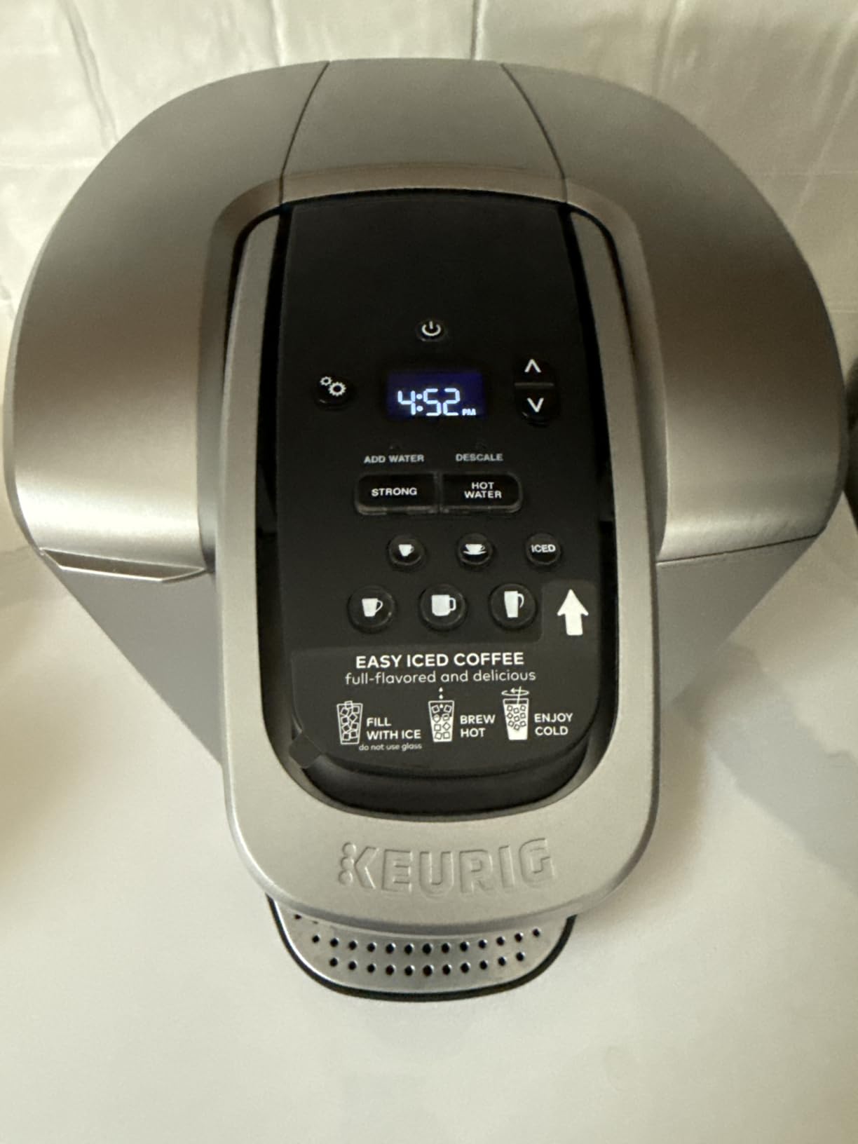 Keurig K-Elite Single Serve K-Cup Pod Coffee Maker, with Strength and Temperature Control, Iced Coffee Capability, 8 to 12oz Brew Size, Programmable, Brushed Gold customer photo 1