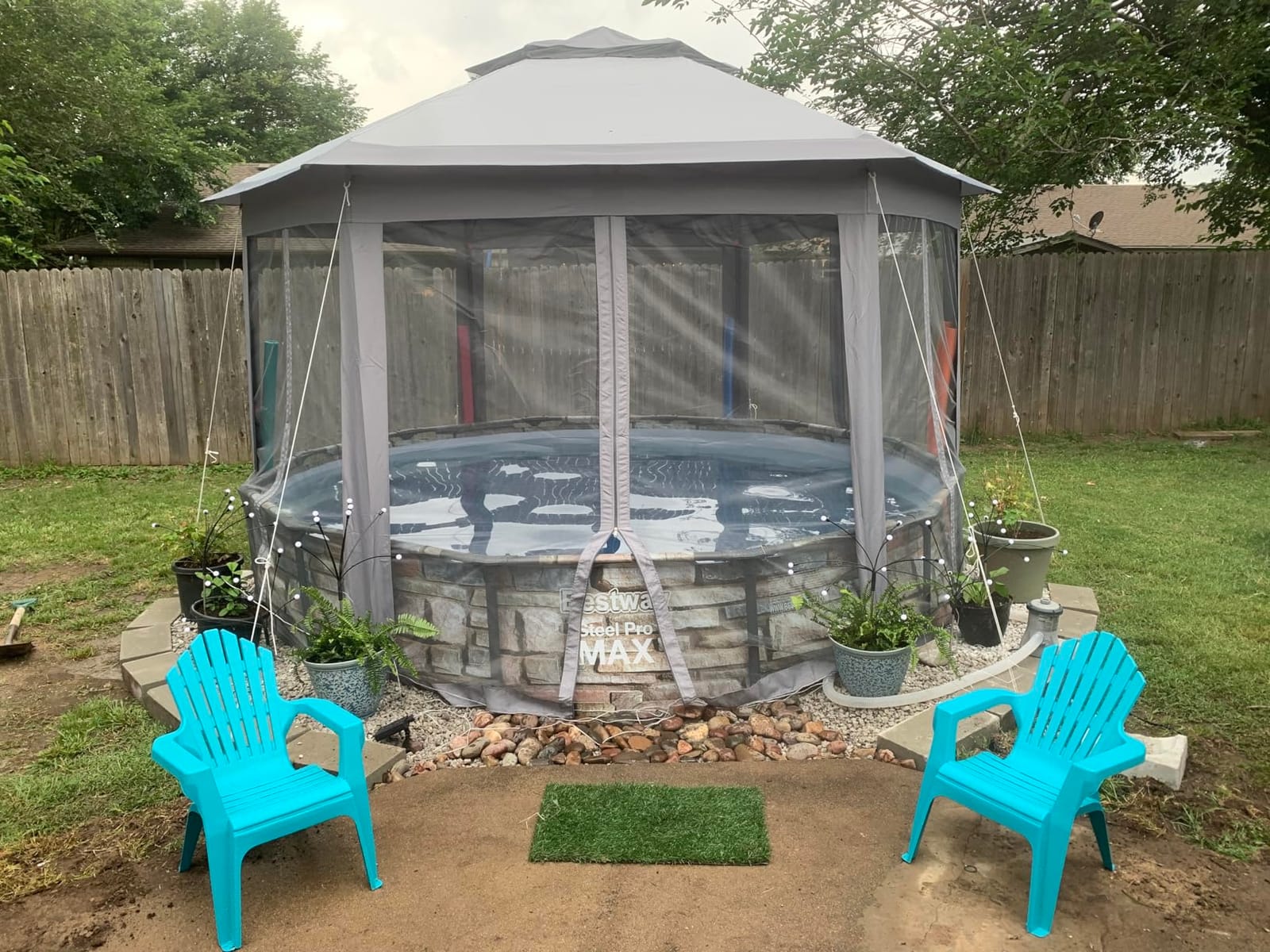 Outsunny 13' x 13' Pop Up Gazebo Hexagonal Canopy Shelter Coffee and Beige | 6 Zippered Mesh Netting, Event Tent, Strong Steel Frame, Patio Backyard Garden Wedding Party customer photo 1