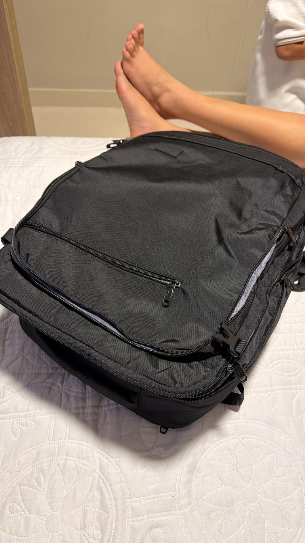 MATEIN Carry on Backpack, Extra Large Travel Backpack Expandable Airplane Approved Weekender Bag for Men and Women, Water Resistant Lightweight Daypack for Flight 40L, Black customer photo 2