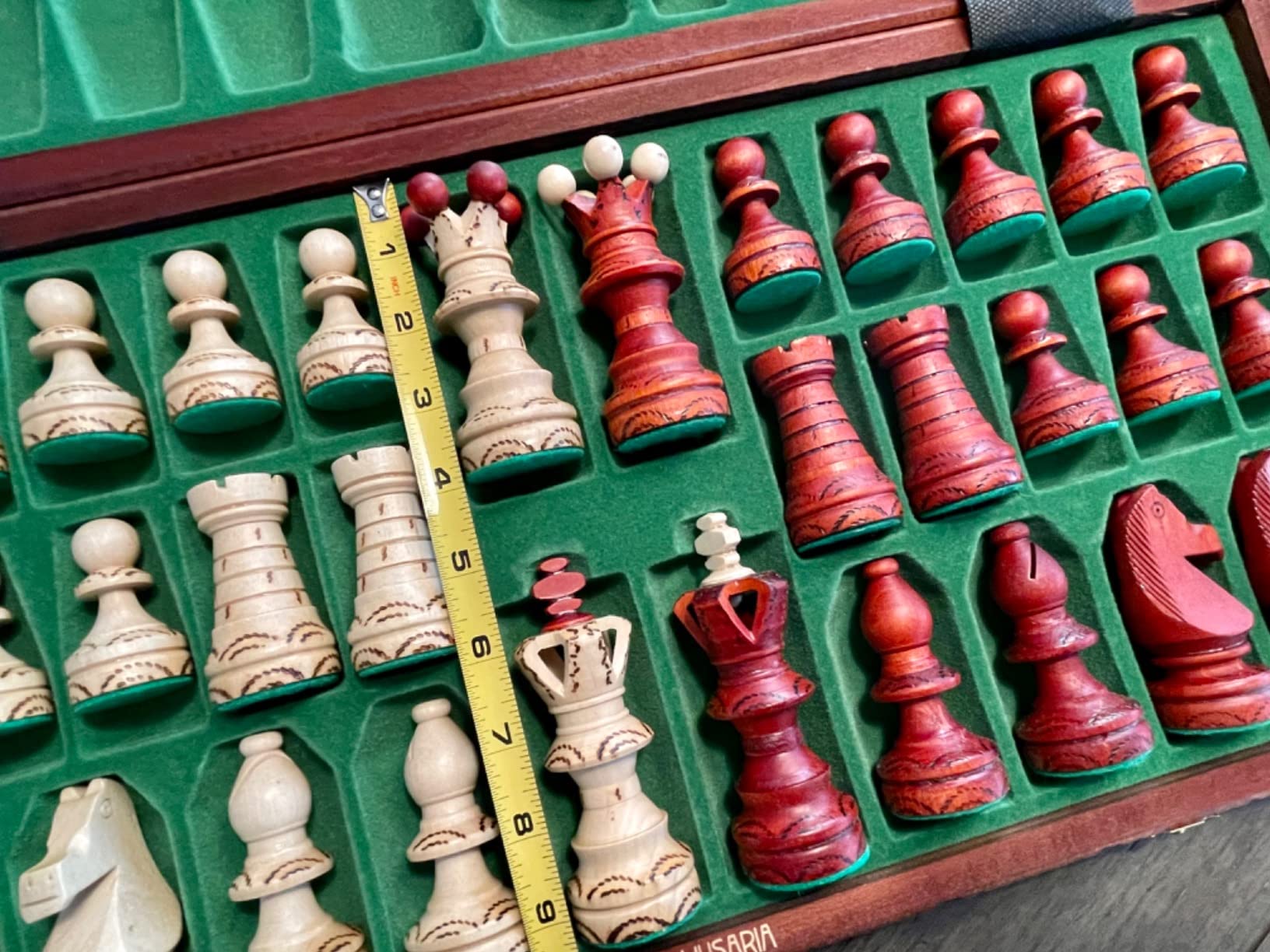 Husaria Ambassador 21.7 Inches Handcrafted Wooden Chess Set - Hornbeam and Sycamore Chessmen - Pyrography Design with Felt Interior, Brown customer photo 2