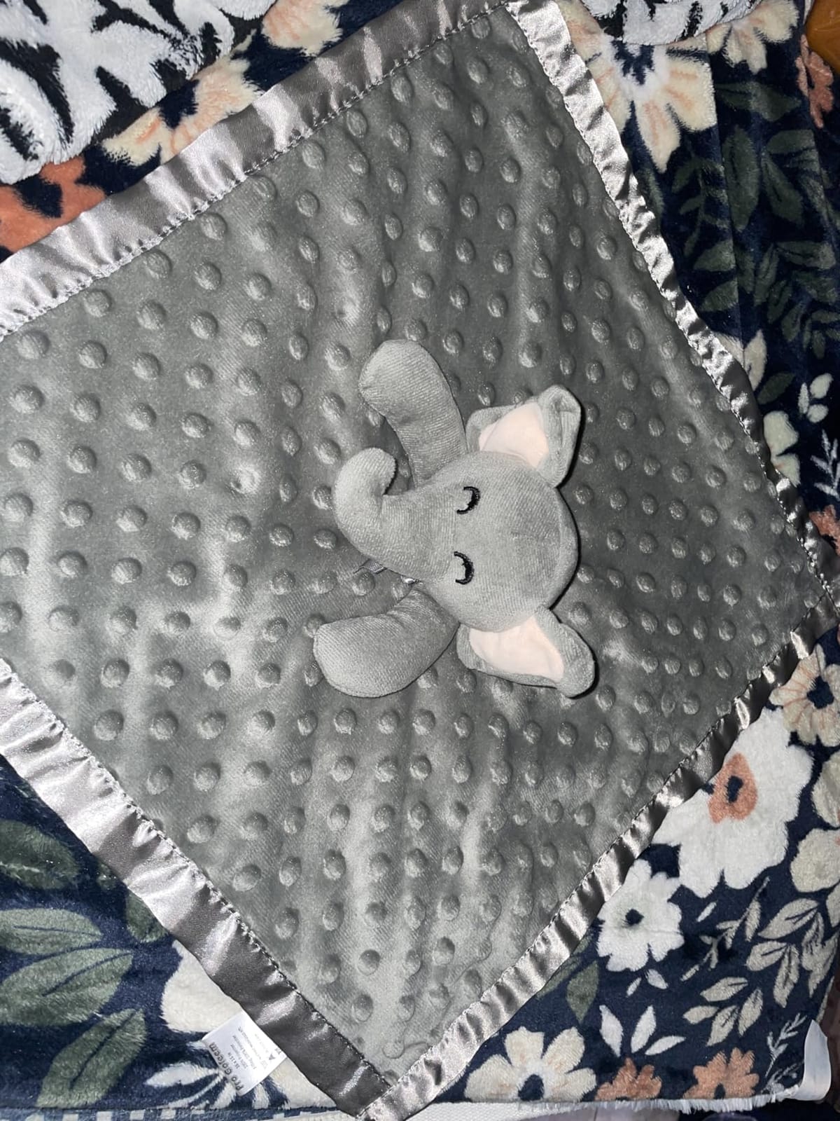 Pro Goleem Elephant Security Blanket, Soft Lovey Unisex Lovie Baby Gifts Grey 16 Inch customer photo 1