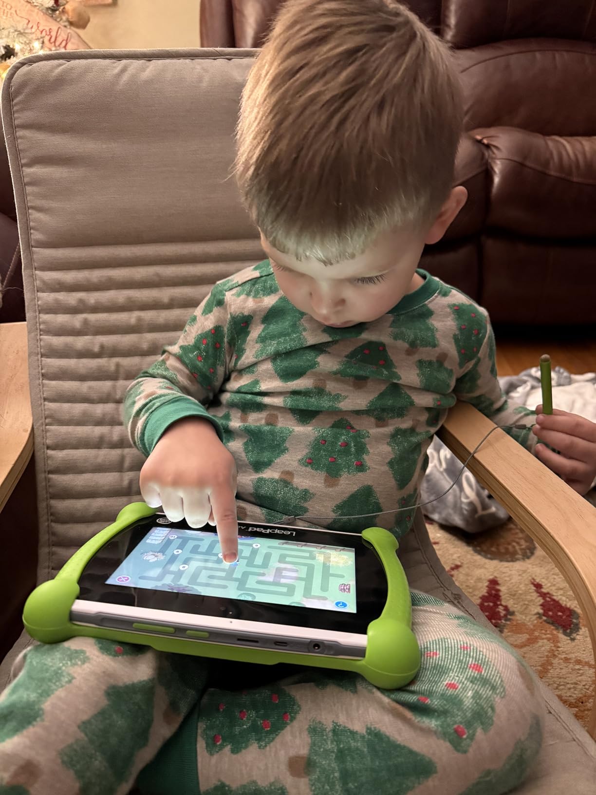 LeapFrog LeapPad Academy Kids' Learning Tablet, Green customer photo 2