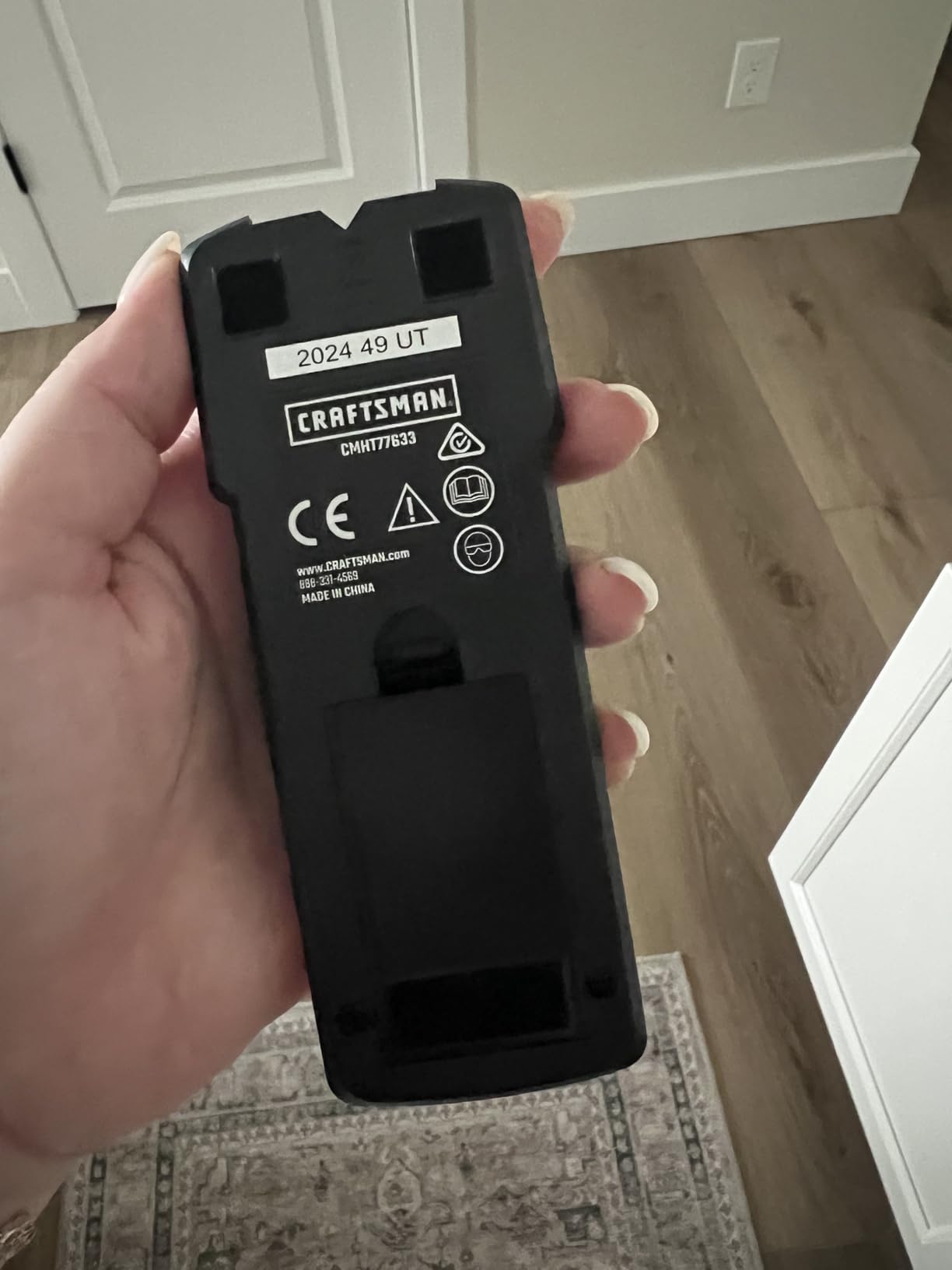 CRAFTSMAN Stud Finder, 3/4-Inch Depth (CMHT77633) customer photo 2