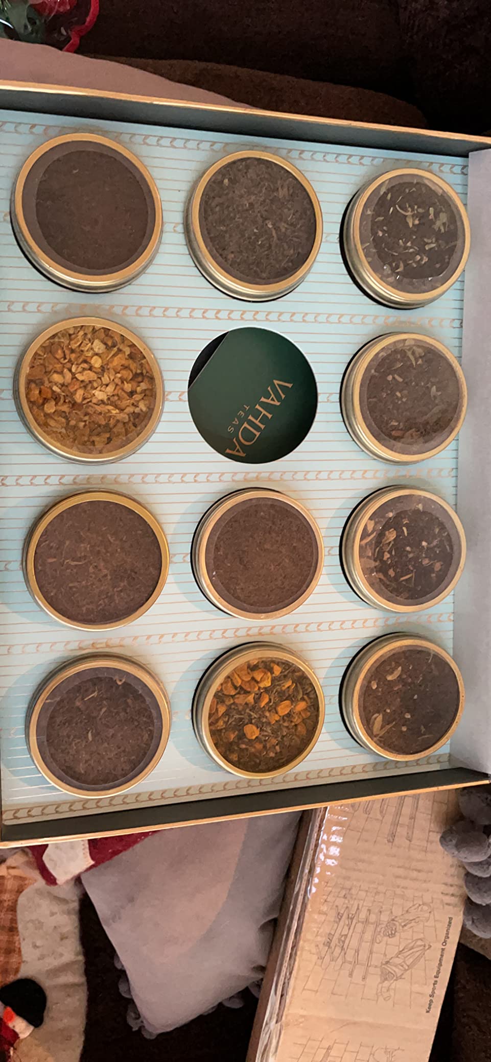VAHDAM Tea Gift Set - 12 Loose Leaf Teas in Tin Caddy Presentation Box | Premium Tea Sampler Gift Hamper for Women, Men & Tea Lovers | Christmas Gift, Birthday, Housewarming | Gluten Free, Non-GMO customer photo 2