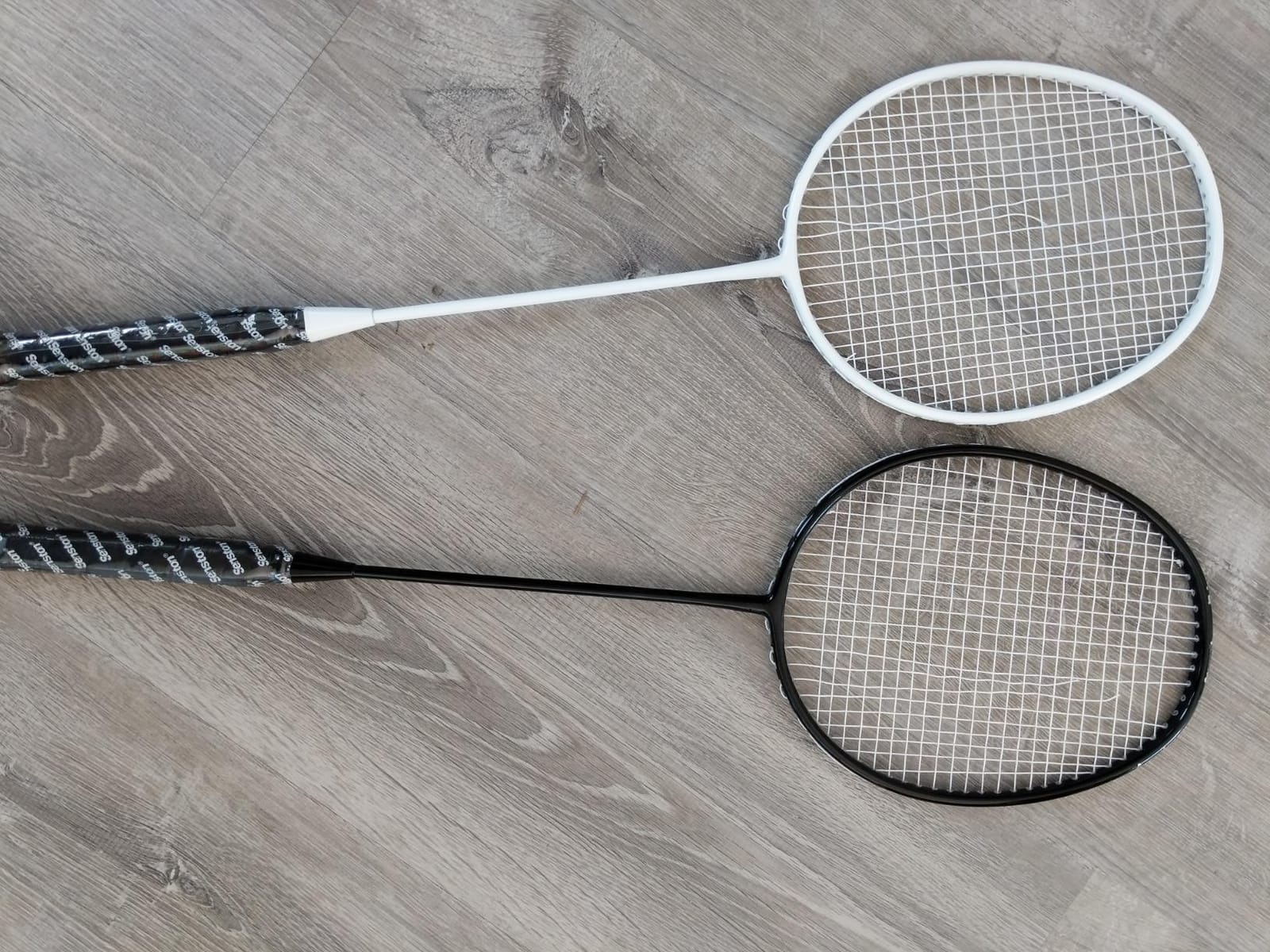 Senston Professional 90g Lightweight Badminton Set of 4 for Backyard Games customer photo 2