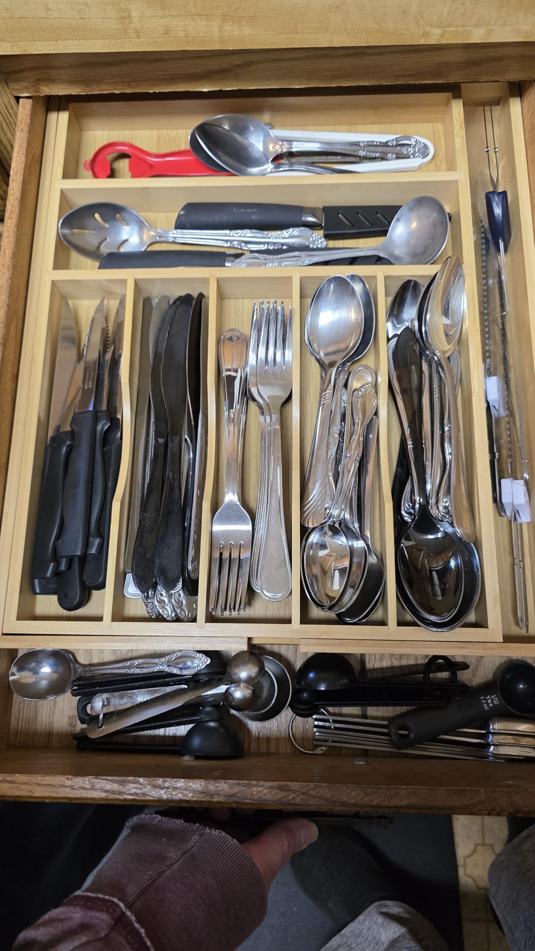 ROYAL CRAFT WOOD Luxury Bamboo Kitchen Drawer Organizer - Silverware Organizer, Utensil Holder & Cutlery Tray Drawer Dividers for Flatware (9 Slot, Natural) customer photo 1