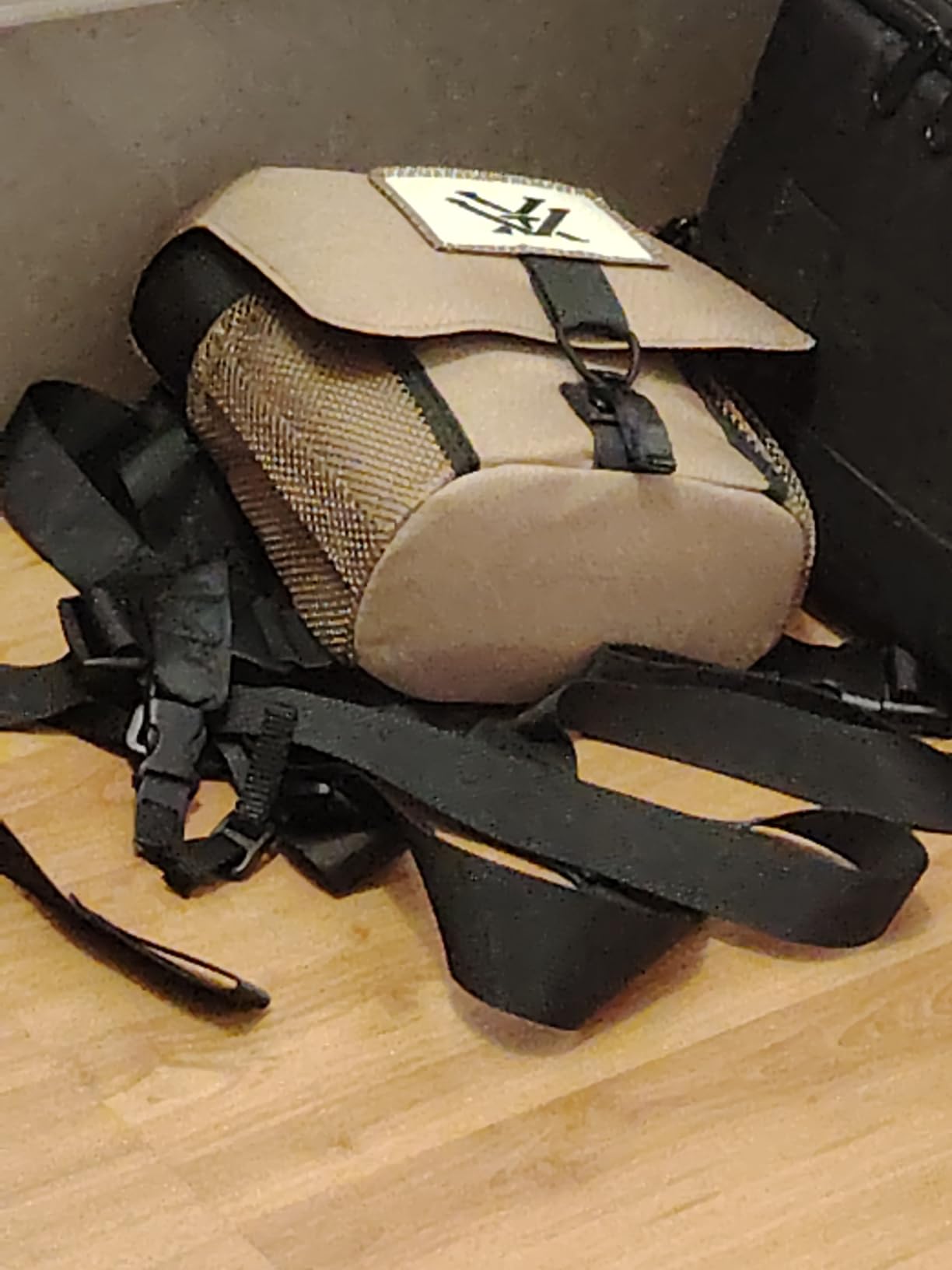 Vortex Diamondback HD 10x42 Binocular DB-215 | HD Optics, Tripod Adaptable, Waterproof, Fogproof, Shockproof, Included GlassPak customer photo 2