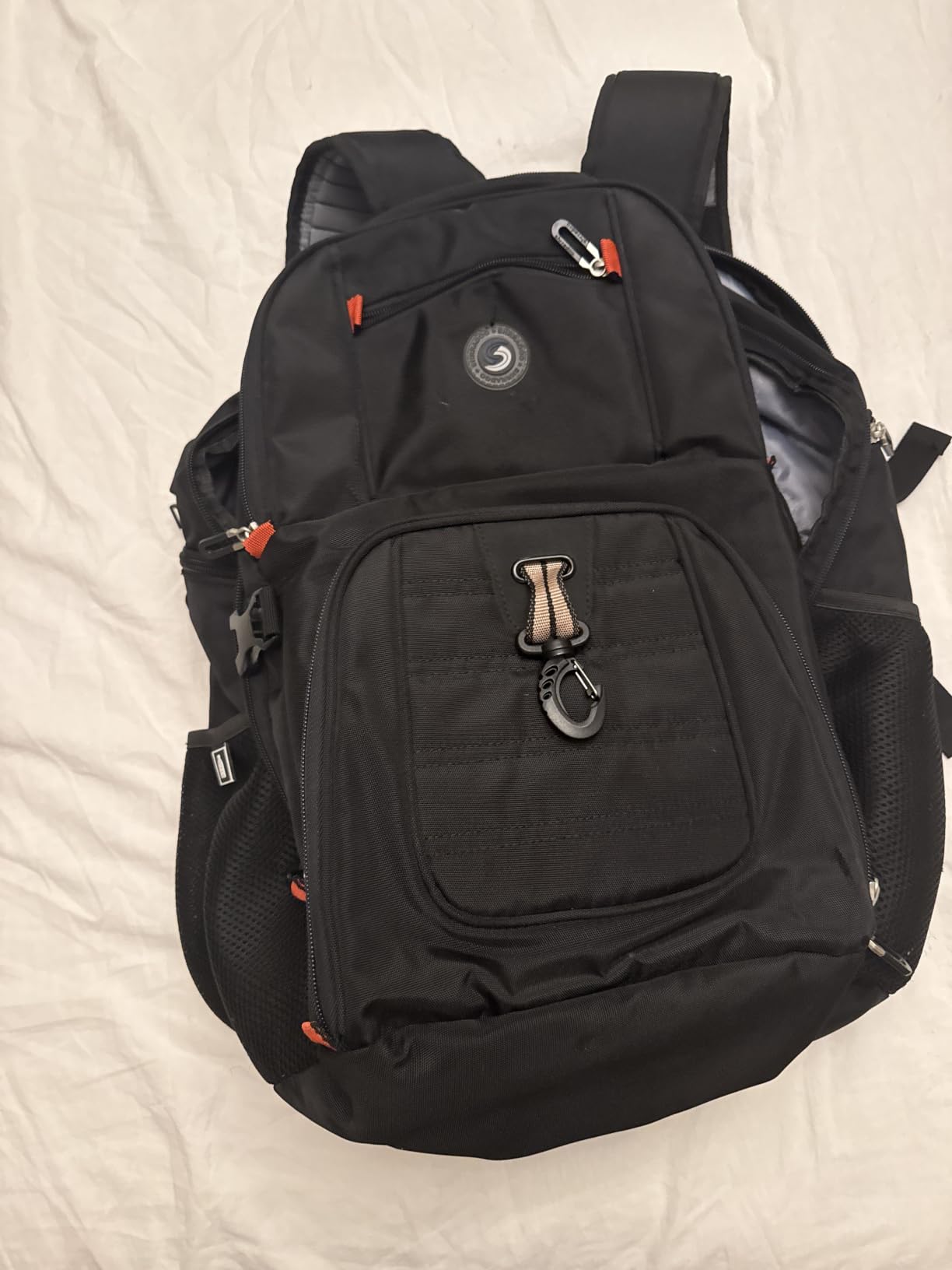 SHRRADOO Extra Large Travel Laptop Backpack for Men, Work College Backpacks | Fit 17 Inch Laptops, with Combination Lock, Carry On Flight Approved customer photo 1