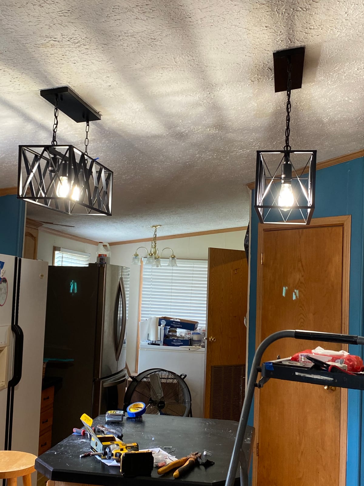 Pynsseu Industrial Kitchen Island Pendant Lighting, Rectangular Vintage Rustic 4-Light Hanging Pendant Light Fixtures for Kitchen Farmhouse, Bar, Dinning Room customer photo 1