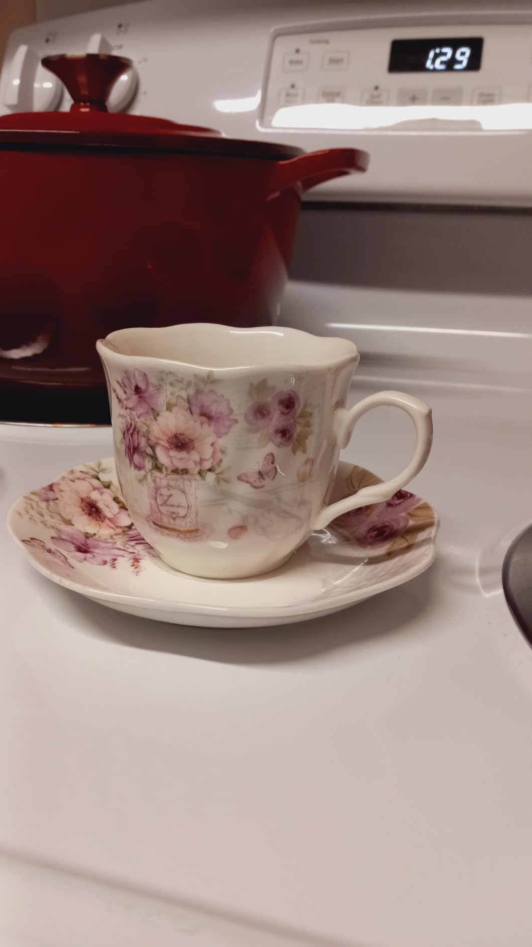 GuangYang 7 oz Porcelain Tea Cups and Saucers set of 6, Purple Fancy Floral Pattern (Perfect for Cappuccino, Flat white Coffee, Americano, Hot Tea, or Desserts) customer photo 2