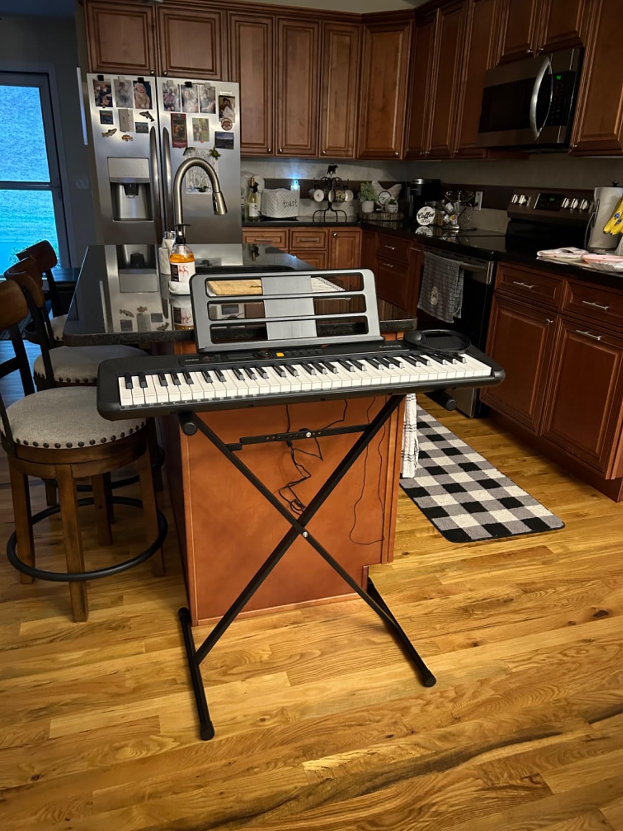 Casio Casiotone CT-S200 61-Key Portable Keyboard for Beginners customer photo 2