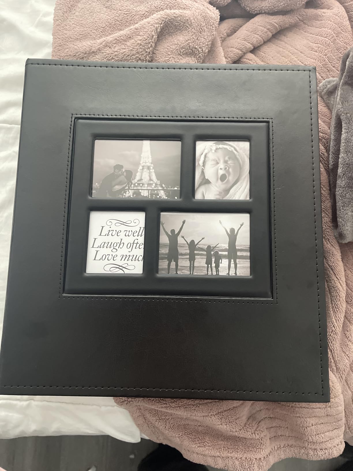 Ywlake Photo Album 4x6 500 Pockets Photo, Extra Large Capacity Family Wedding Picture Albums Holds 500 Horizontal and Vertical Photos Black customer photo 2