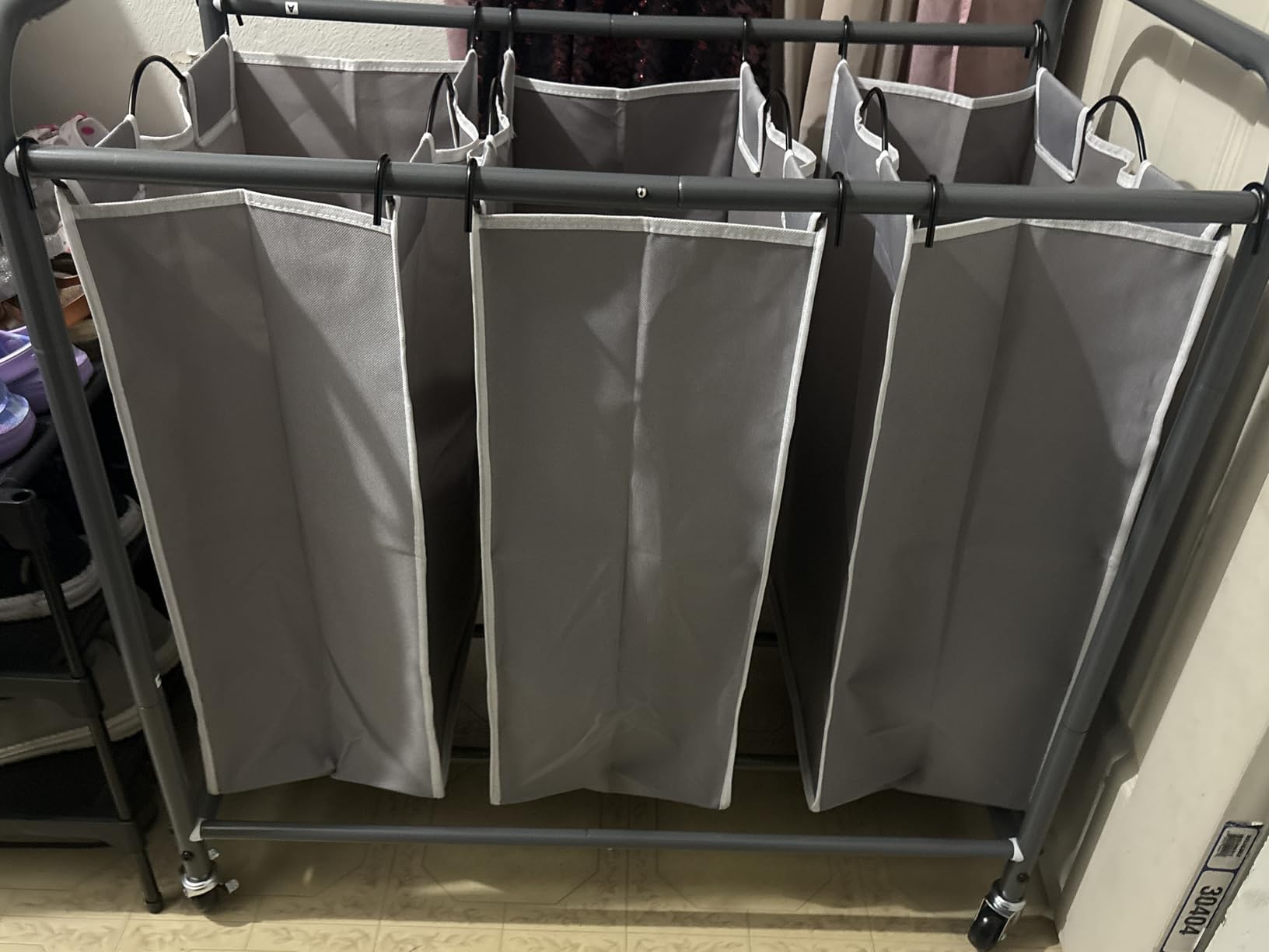 STORAGE MANIAC Laundry Sorter 4 Section, 47.5 Gal (180 L) Laundry Hamper with Wheels, Clothes Divider Basket Sorter, Separator Hamper Cart with Removable Bags customer photo 2