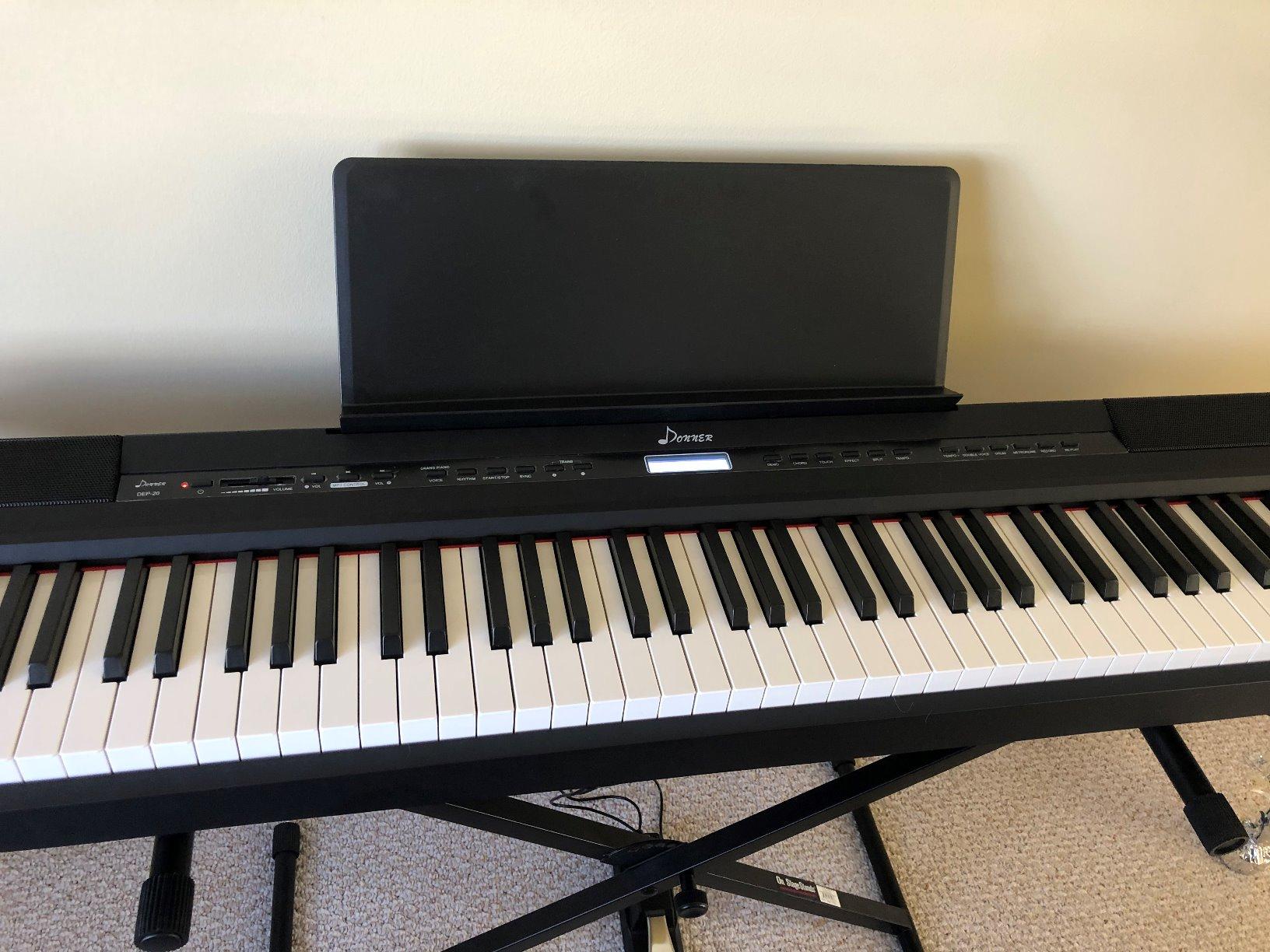 Donner DEP-20 Beginner Digital Piano 88 Key Full Size Weighted Keyboard customer photo 1
