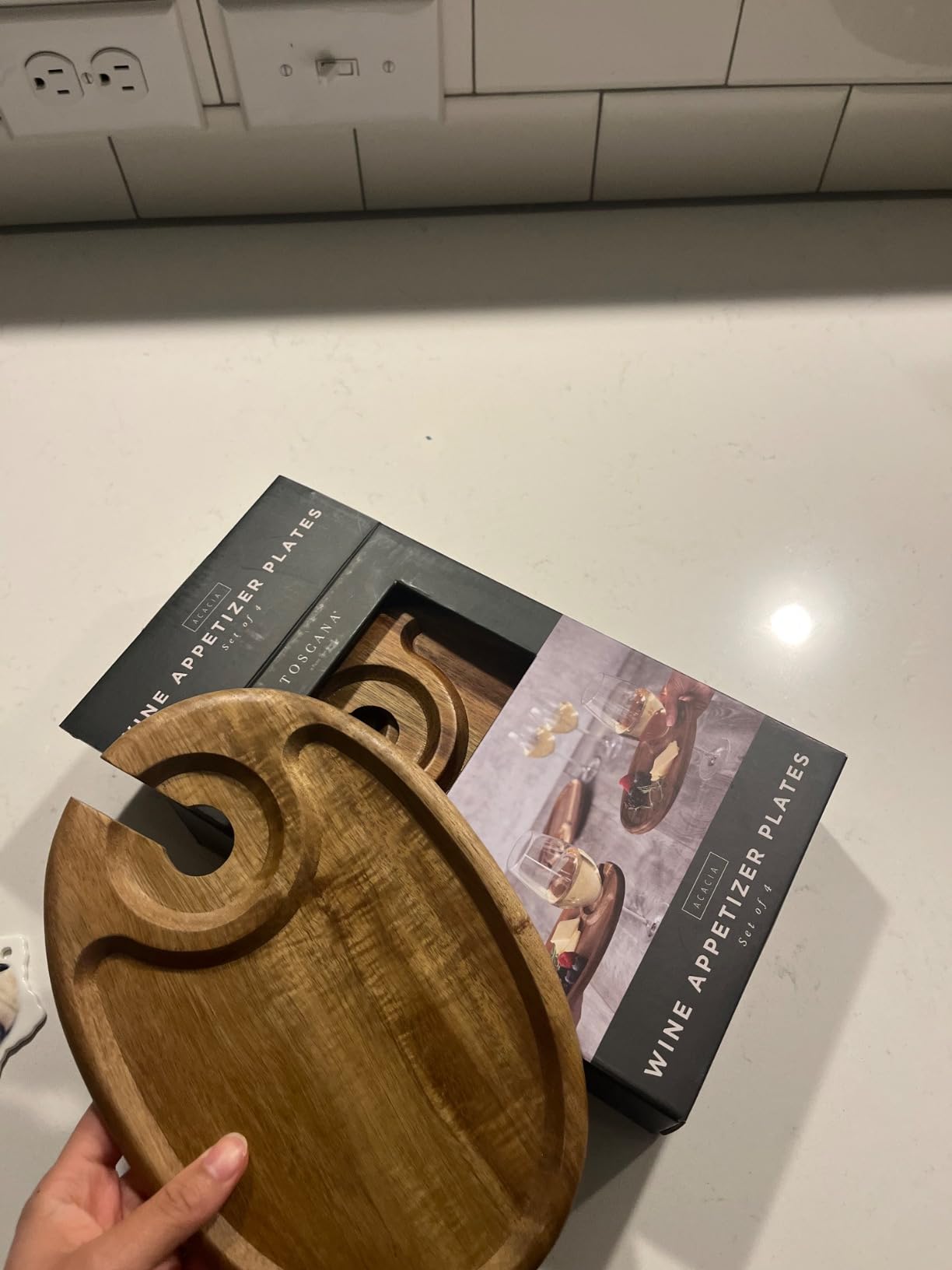 PICNIC TIME Wine Appetizer Plates, Set of 4 Wooden Cocktail Plates with Glass Holder, Mini Charcuterie Boards for Wine and Cheese Parties, Acacia Cheese Board Serving Trays (Oval - Acacia Wood) customer photo 2
