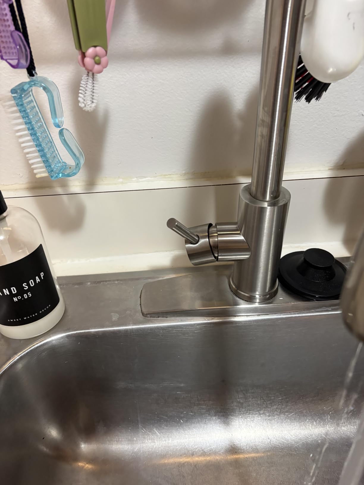 FORIOUS Kitchen Faucets with Pull Down Sprayer, Brushed Nickel, High Arc Single Handle Classic Stainless Steel Sink Faucet 1 or 3 Hole, Suitable for Farmhouse Camper Laundry Rv Bar customer photo 1
