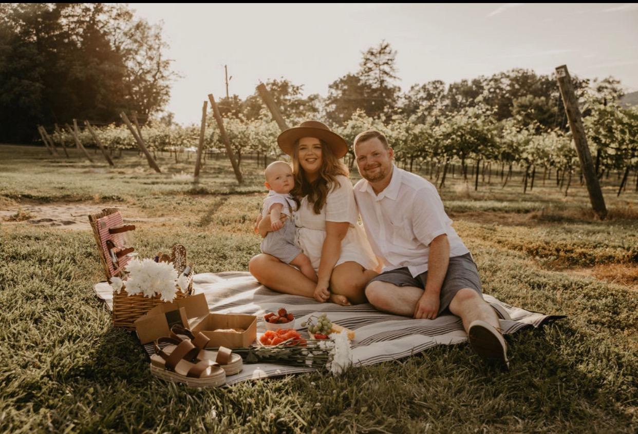 PICNIC TIME Classic Wine & Cheese Picnic Basket, Romantic English-Style Wooden Basket, Deluxe Service for 2 with Fully-Lined Interior, Leatherette Buckle and Handle, (Red & White Gingham Pattern) customer photo 1