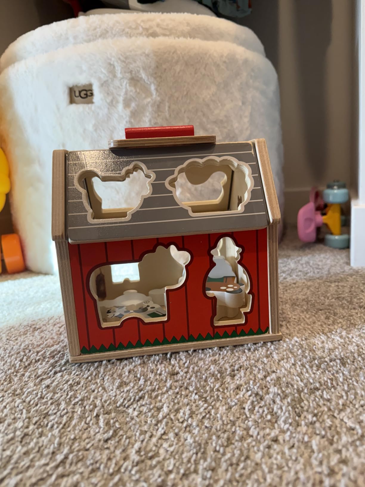 Melissa & Doug Take-Along Wooden Toy Barn, 11-Pc Portable Toddler Playset with Farm Animals & Pop-Up Roof, Preschool Learning Toys for Girls & Boys 2+ customer photo 2