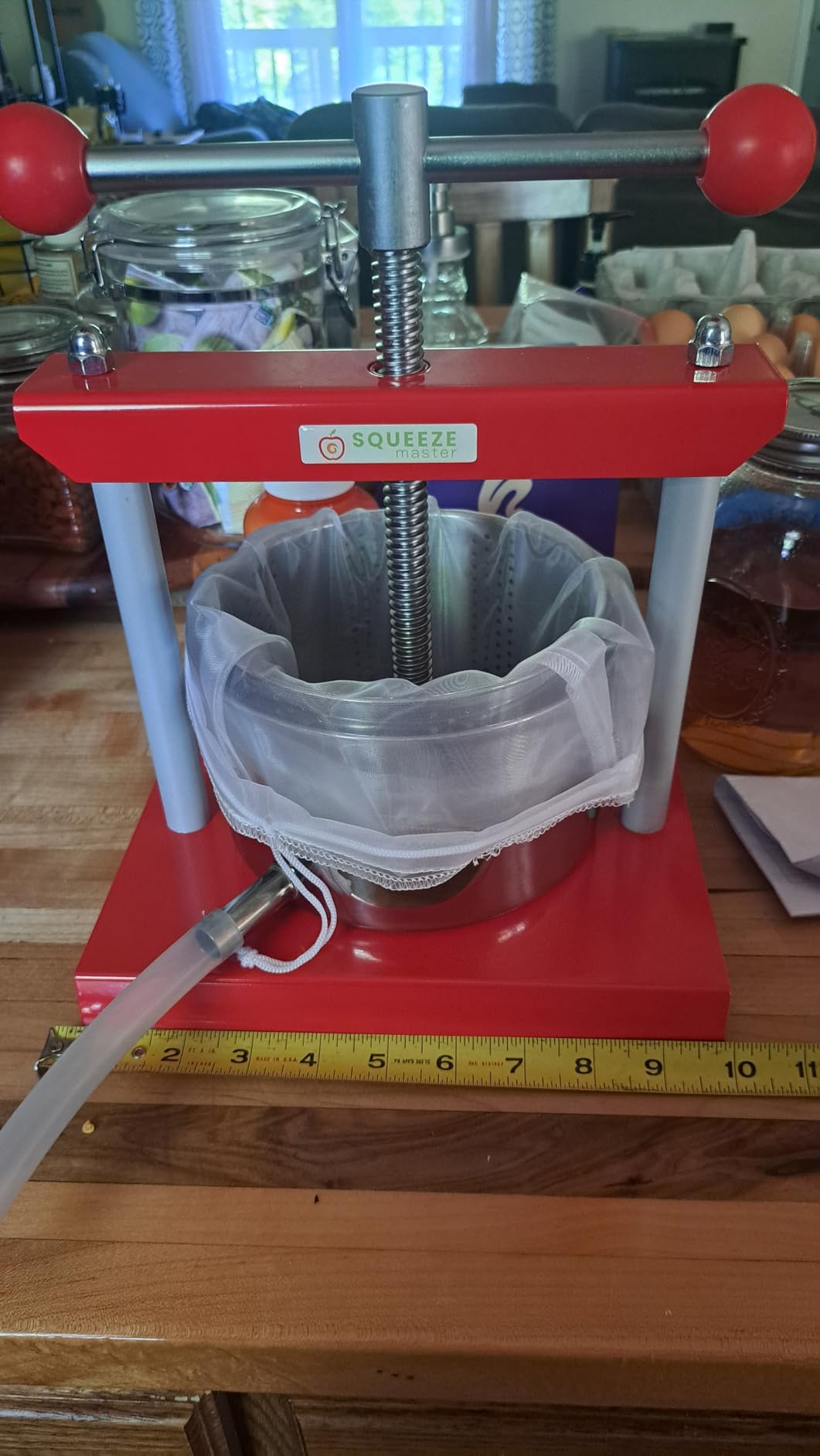 SQUEEZE master Cheese Tincture Herb Fruit Wine Manual Press -1.6Gallon/ 6 Litre-Power Ball Handle-Stainless Steel & Iron for Juice,Cider,Wine,Olive Oil customer photo 2