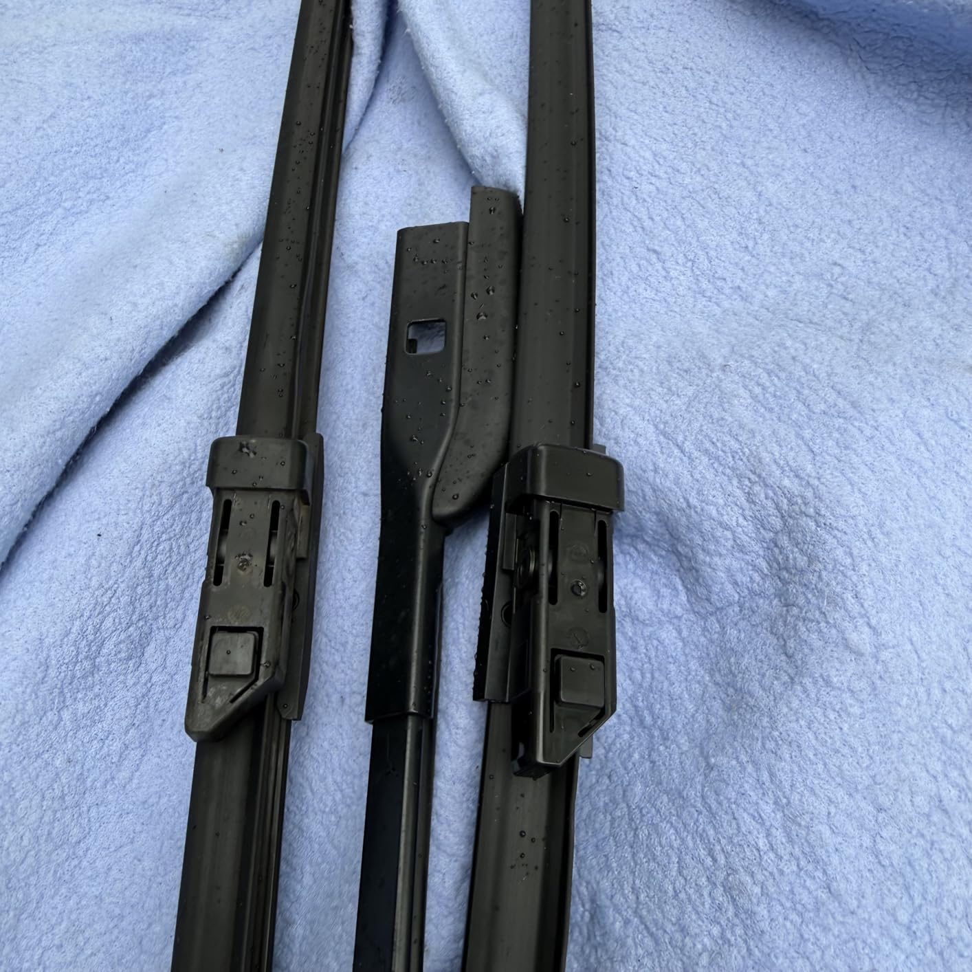 BOSCH 3397014621 AeroTwin Wiper Blades - Set of 2 (26