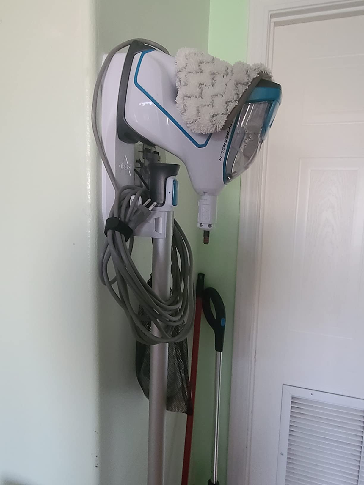 BISSELL PowerSteamer Heavy Duty 3-in-1 Steam Mop, 2685A | Handheld SteamShot for versatility, 3-in-1 heavy duty steam cleaning customer photo 2