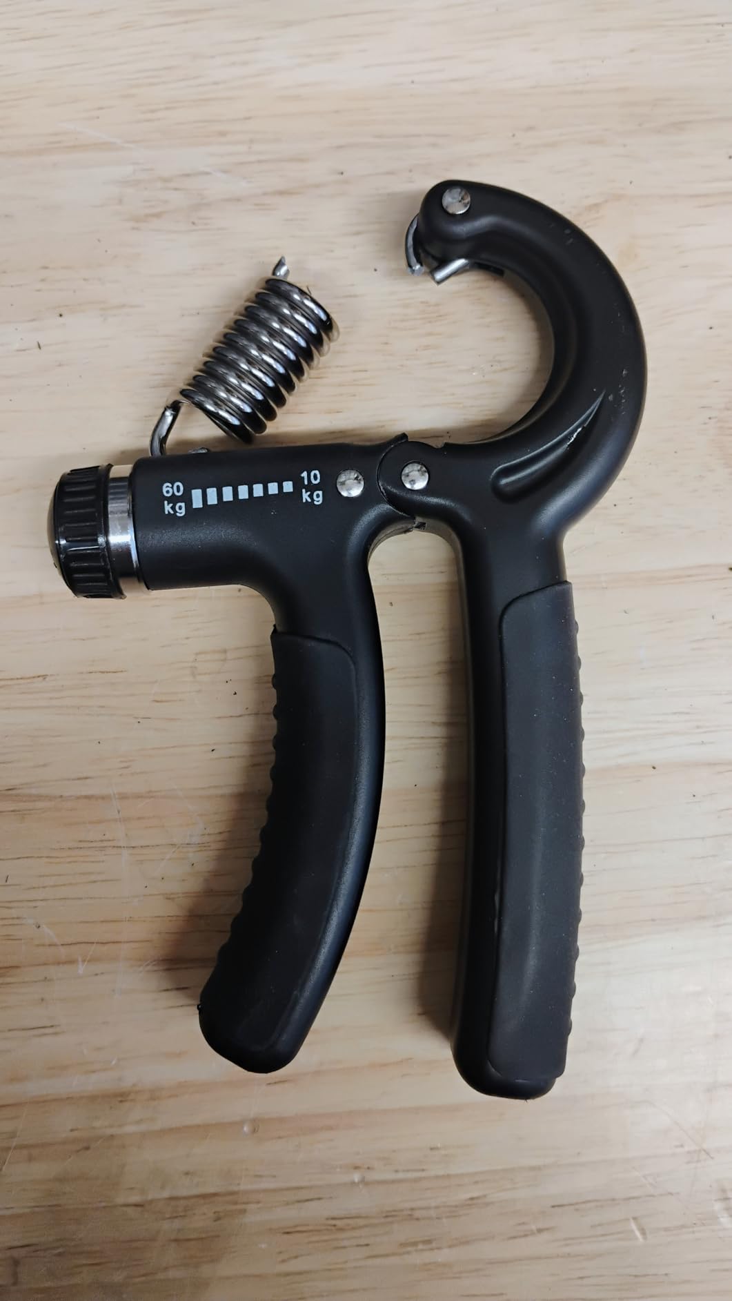 NIYIKOW Grip Strength Trainer, Hand Grip Strengthener, Grip Strengthener, Adjustable Resistance, Forearm Strengthener customer photo 2