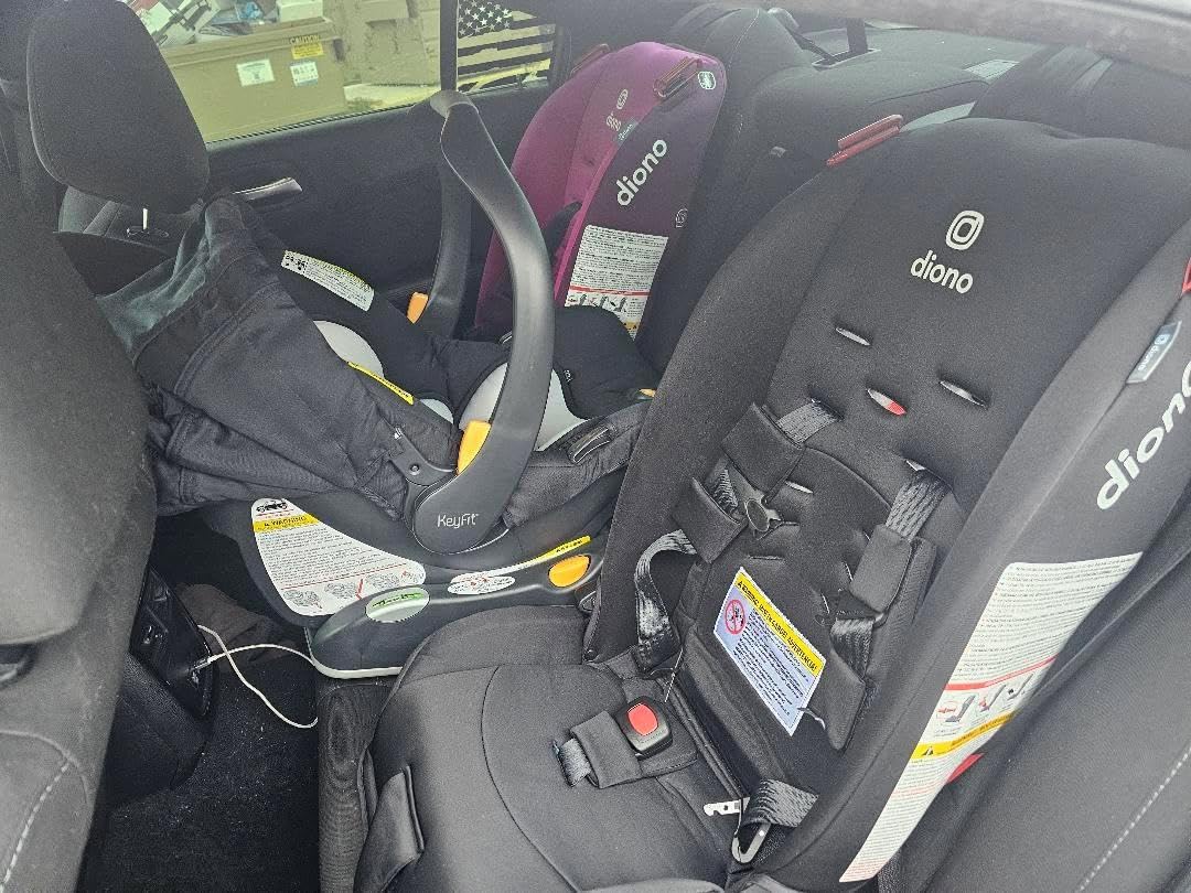Diono Radian 3R, 3-in-1 Convertible Car Seat, Rear Facing & Forward Facing, 10 Years 1 Car Seat, Slim Fit 3 Across, Blue Sky customer photo 2