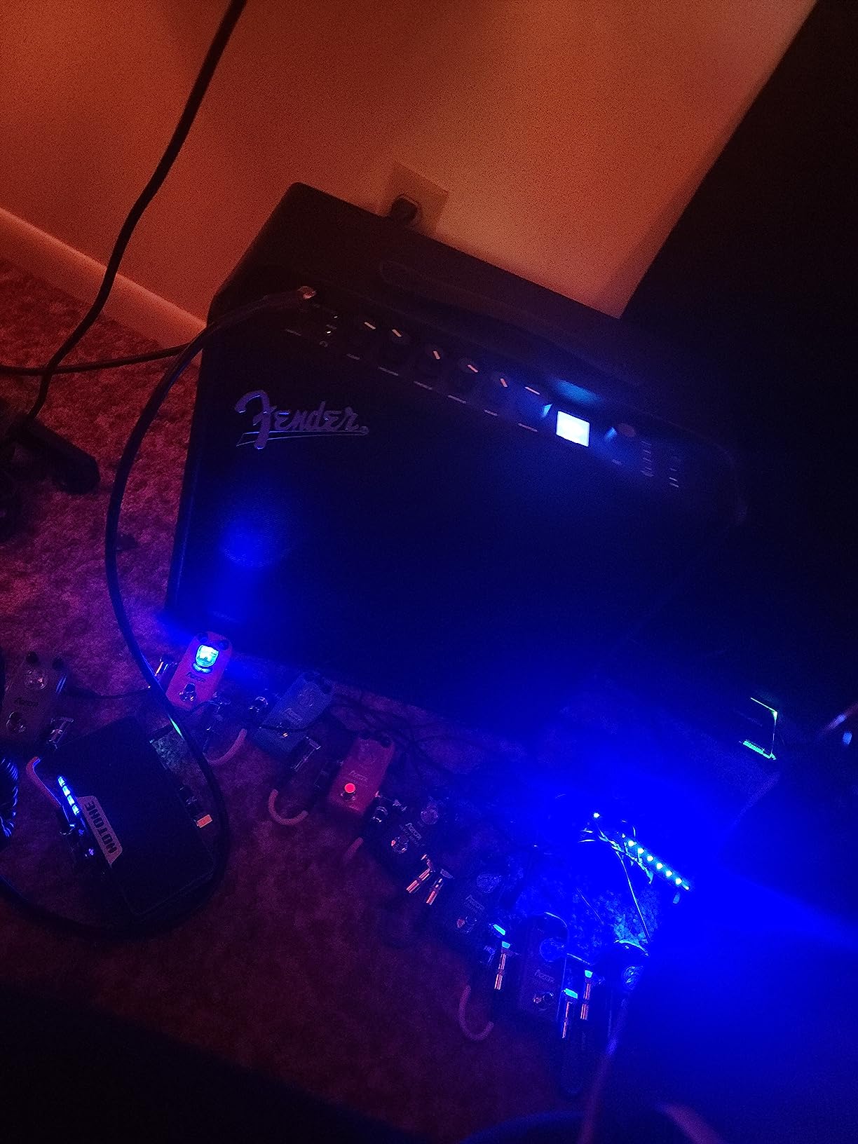 Fender Mustang LT50 Guitar Amp, 50 Watts, with 2-Year Warranty 30 Preset Effects with USB Audio Interface for Recording, Black customer photo 2