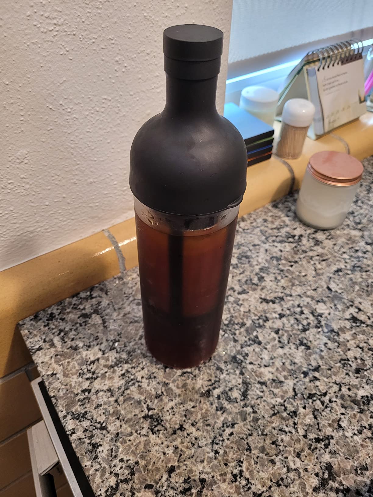 Hario Cold Brew Coffee Wine Bottle, 650ml, Black customer photo 1