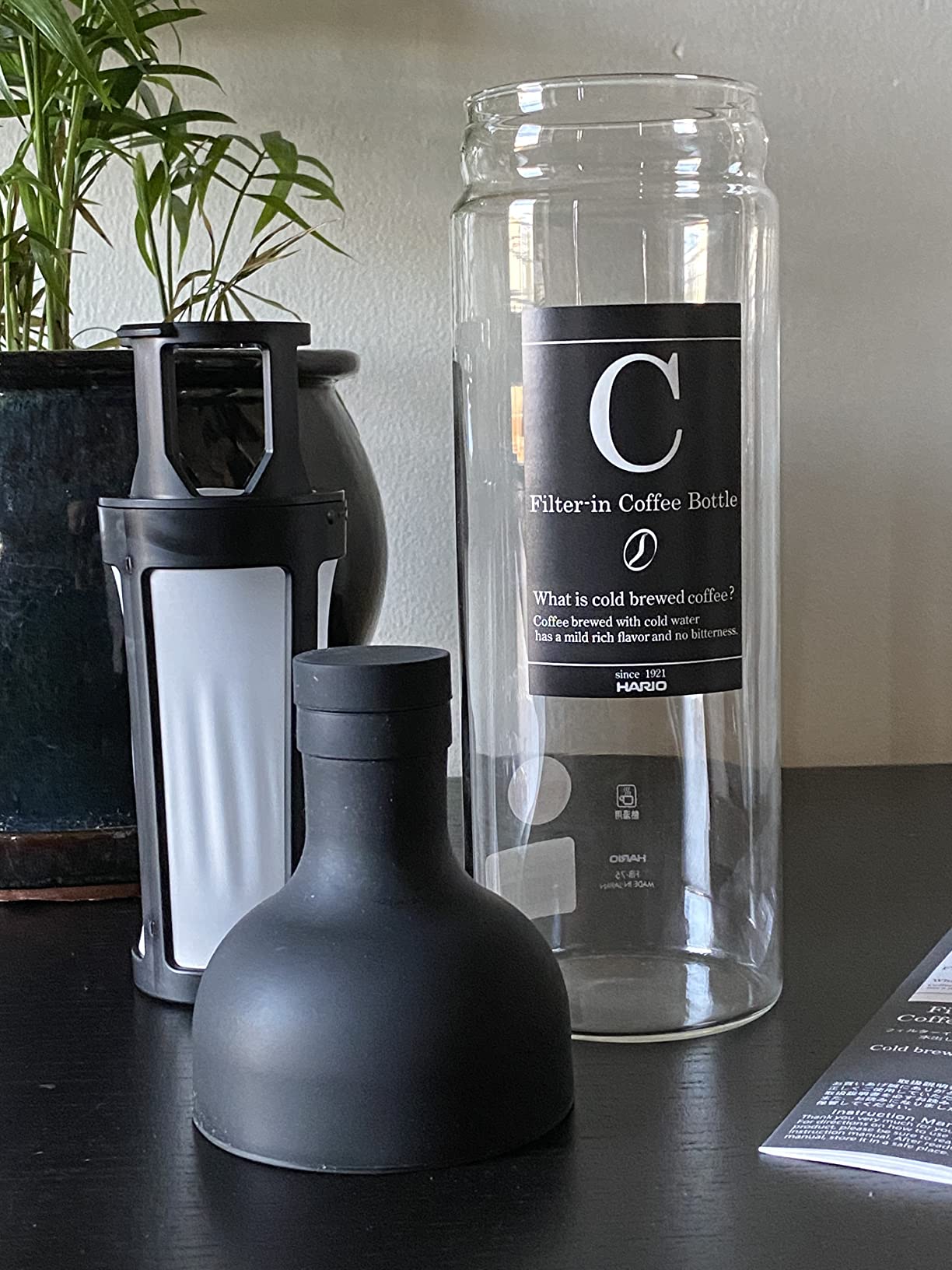 Hario Cold Brew Coffee Wine Bottle, 650ml, Black customer photo 2