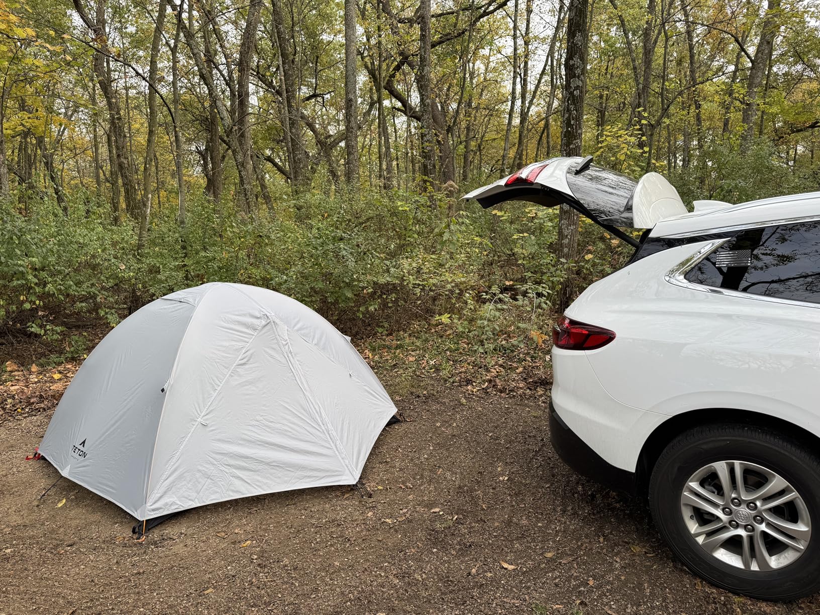 Mountain Ultra Tents, 1-4 Person Backpacking Tent, Lightweight, Perfect for Camping, Hiking and Backpacking - Waterproof and Built to Last customer photo 1