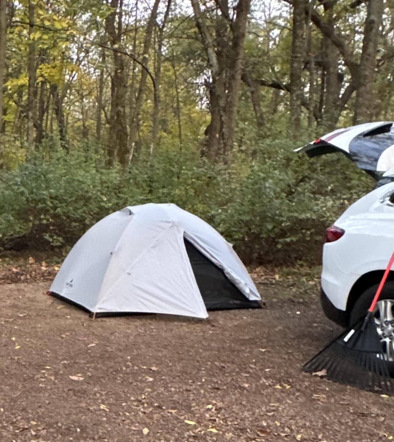 Mountain Ultra Tents, 1-4 Person Backpacking Tent, Lightweight, Perfect for Camping, Hiking and Backpacking - Waterproof and Built to Last customer photo 2